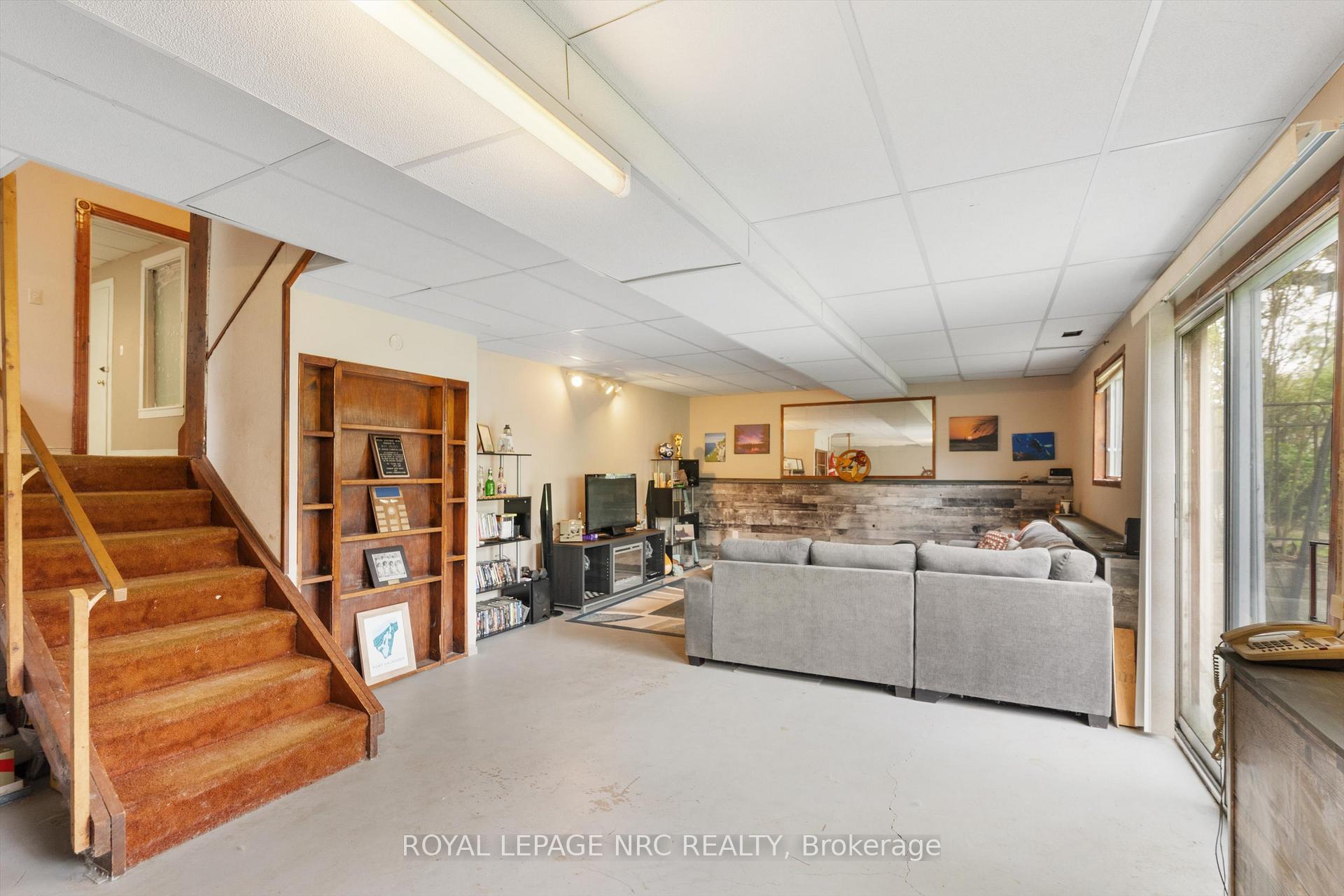 Photo 10 of 154 Dalhousie Avenue, St. Catharines, Port Dalhousie — HOMEH
