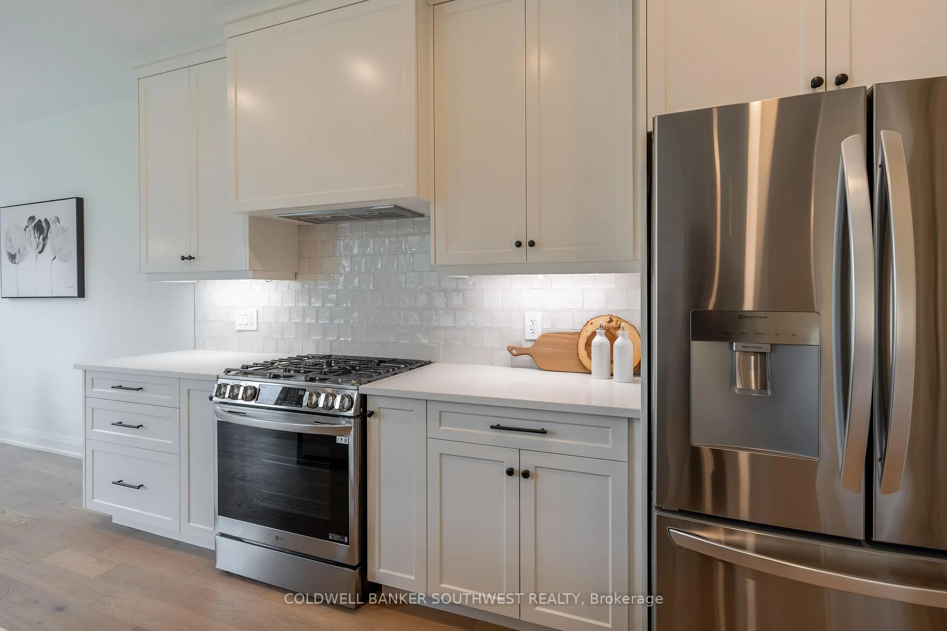 Photo 23 of 103 Sutherland Drive, St. Clair — HOMEH