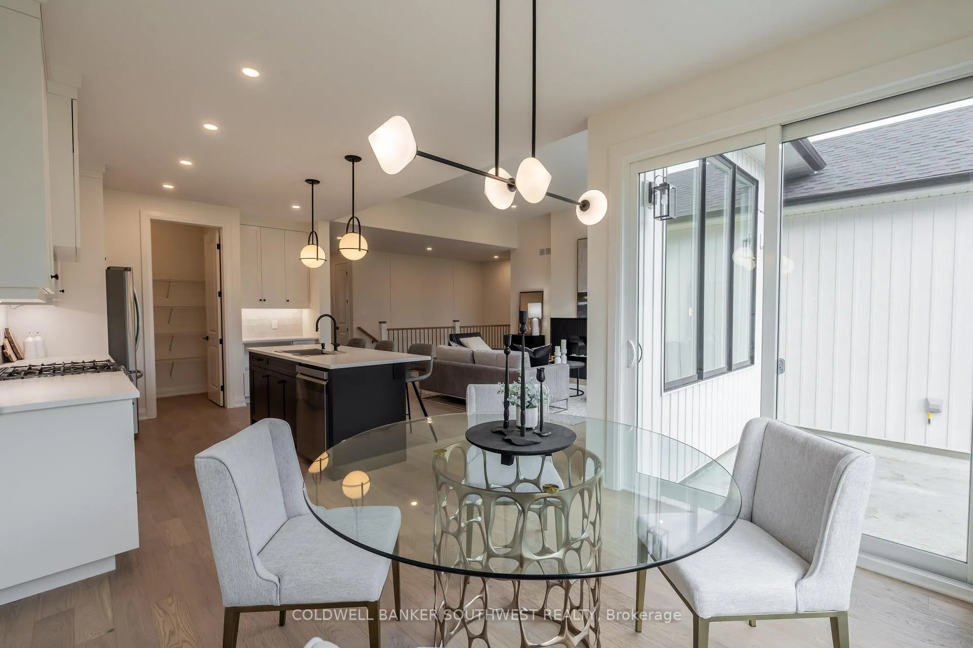 Photo 24 of 103 Sutherland Drive, St. Clair — HOMEH