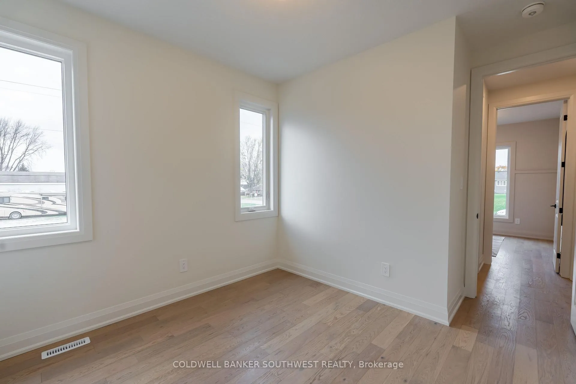 Photo 27 of 103 Sutherland Drive, St. Clair — HOMEH