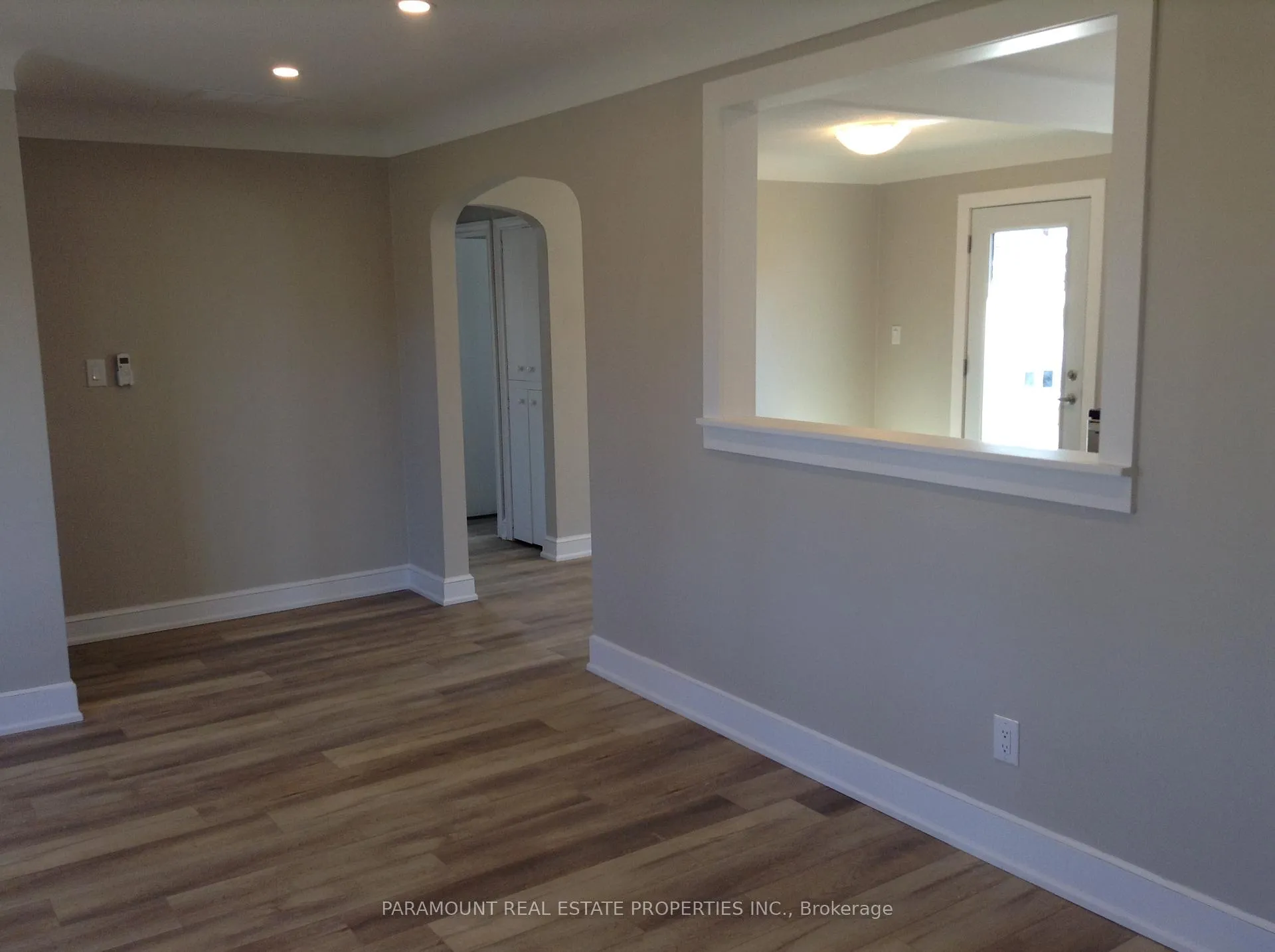 Photo 9 of Unit Upper Level Apartment, 528 Geneva Street, St. Catharines, Vine/Linwell — HOMEH