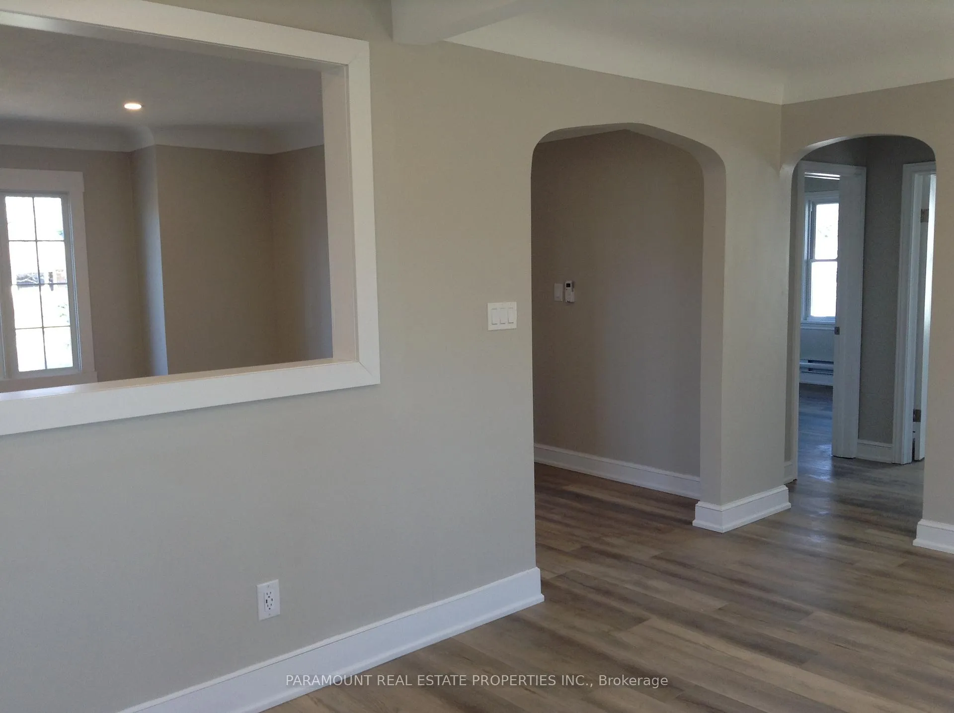 Photo 10 of Unit Upper Level Apartment, 528 Geneva Street, St. Catharines, Vine/Linwell — HOMEH