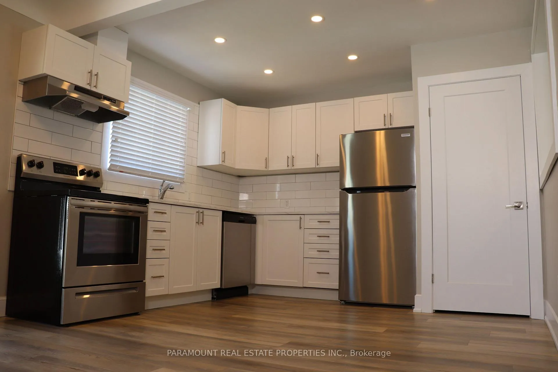 Photo 14 of Unit Upper Level Apartment, 528 Geneva Street, St. Catharines, Vine/Linwell — HOMEH