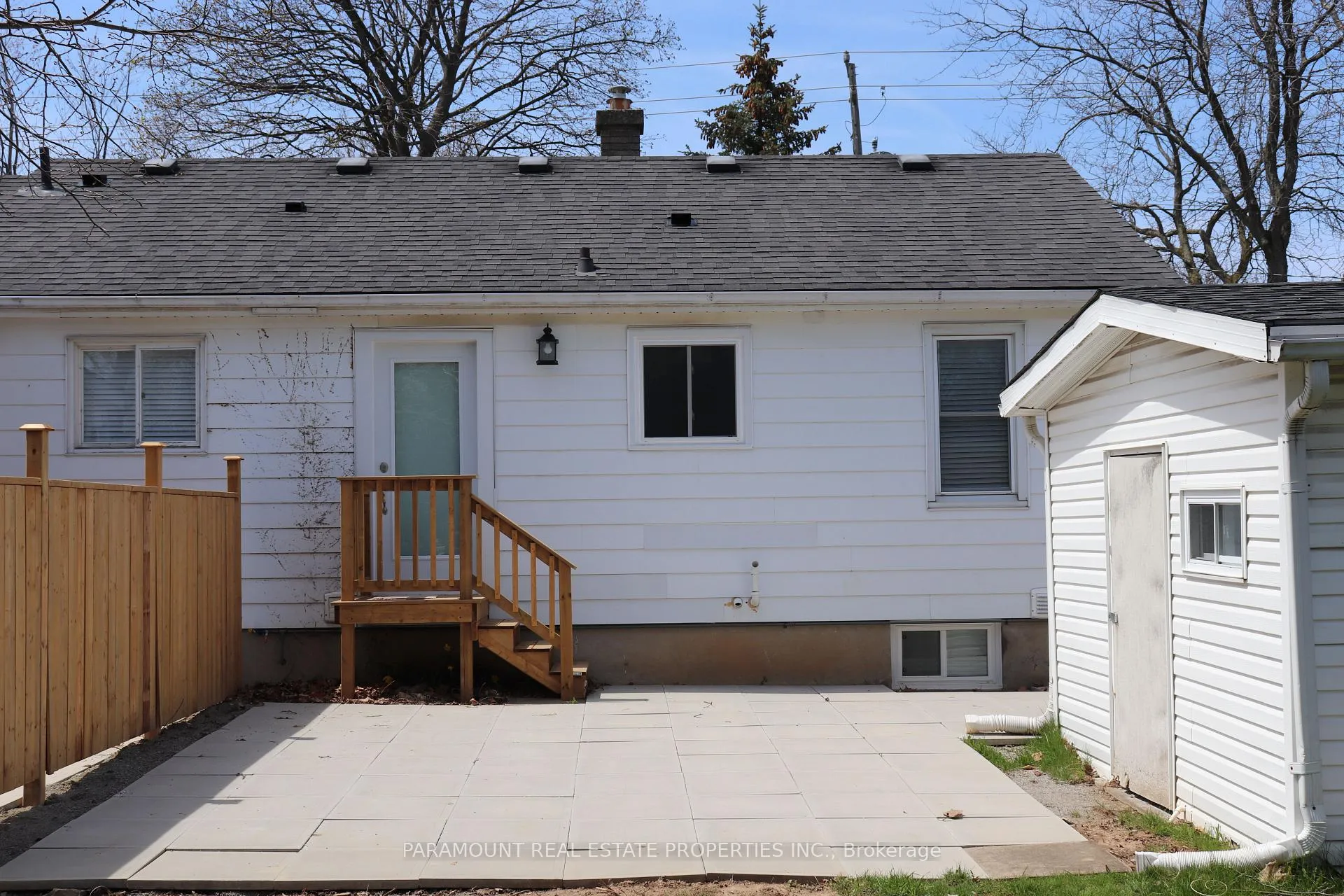 Photo 25 of Unit Upper Level Apartment, 528 Geneva Street, St. Catharines, Vine/Linwell — HOMEH