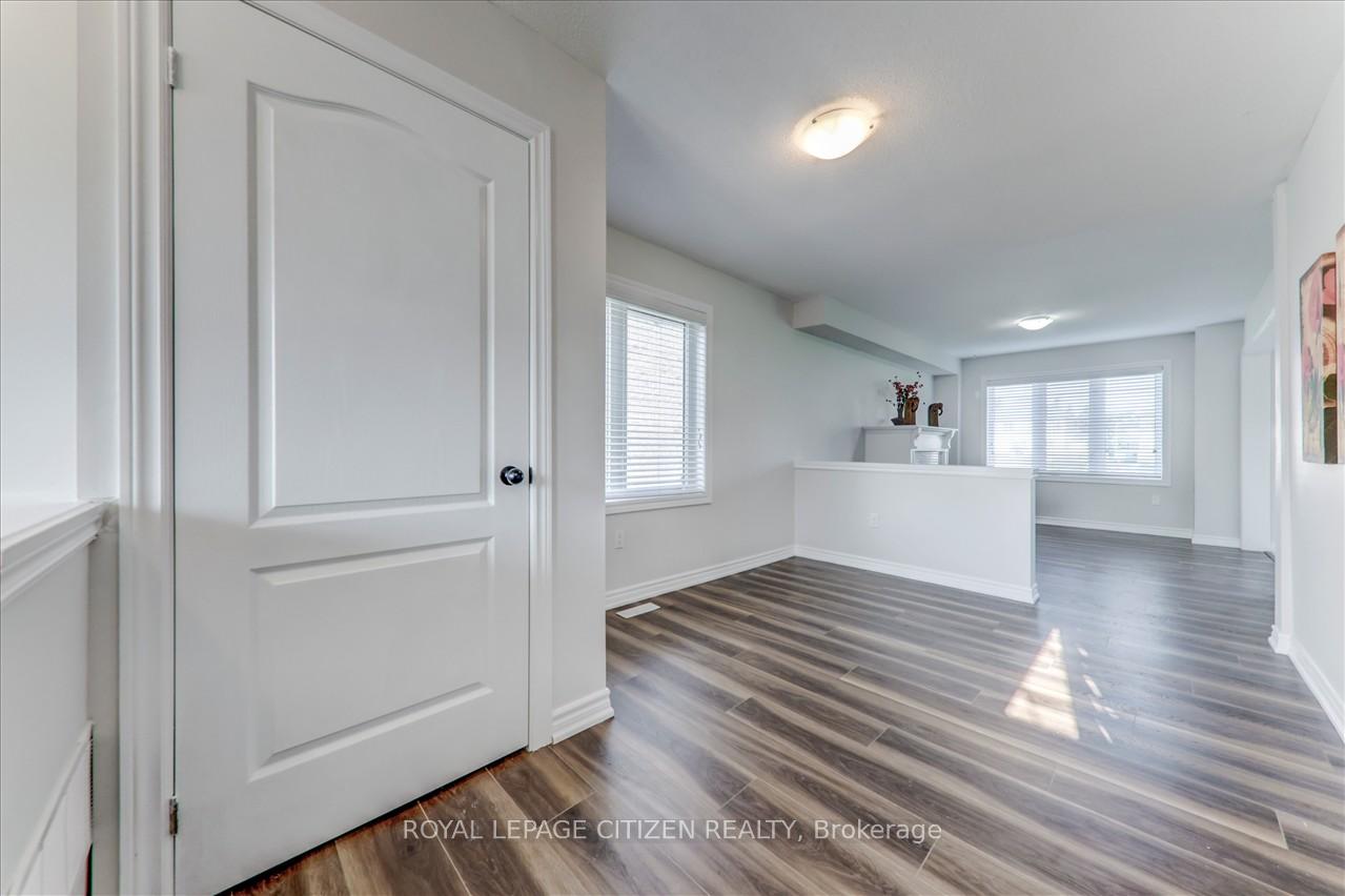 Photo 7 of 304 Van Dusen Avenue, Southgate — HOMEH