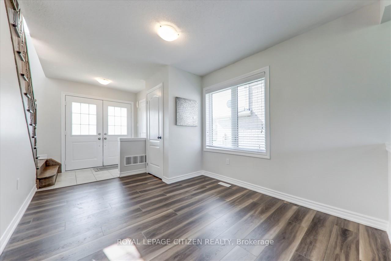 Photo 8 of 304 Van Dusen Avenue, Southgate — HOMEH
