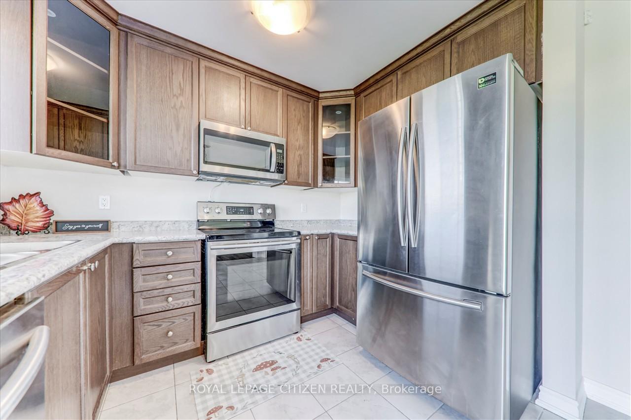 Photo 14 of 304 Van Dusen Avenue, Southgate — HOMEH