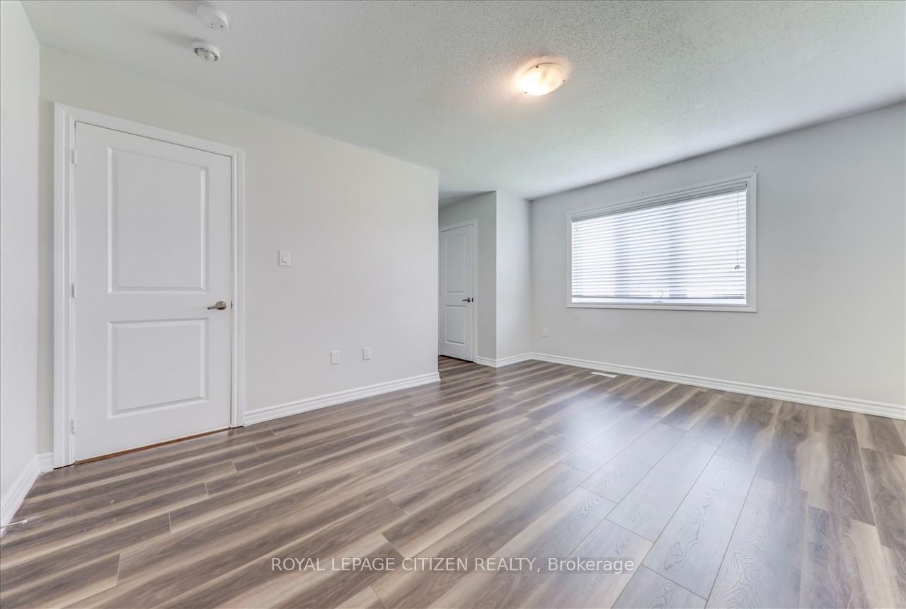 Photo 20 of 304 Van Dusen Avenue, Southgate — HOMEH