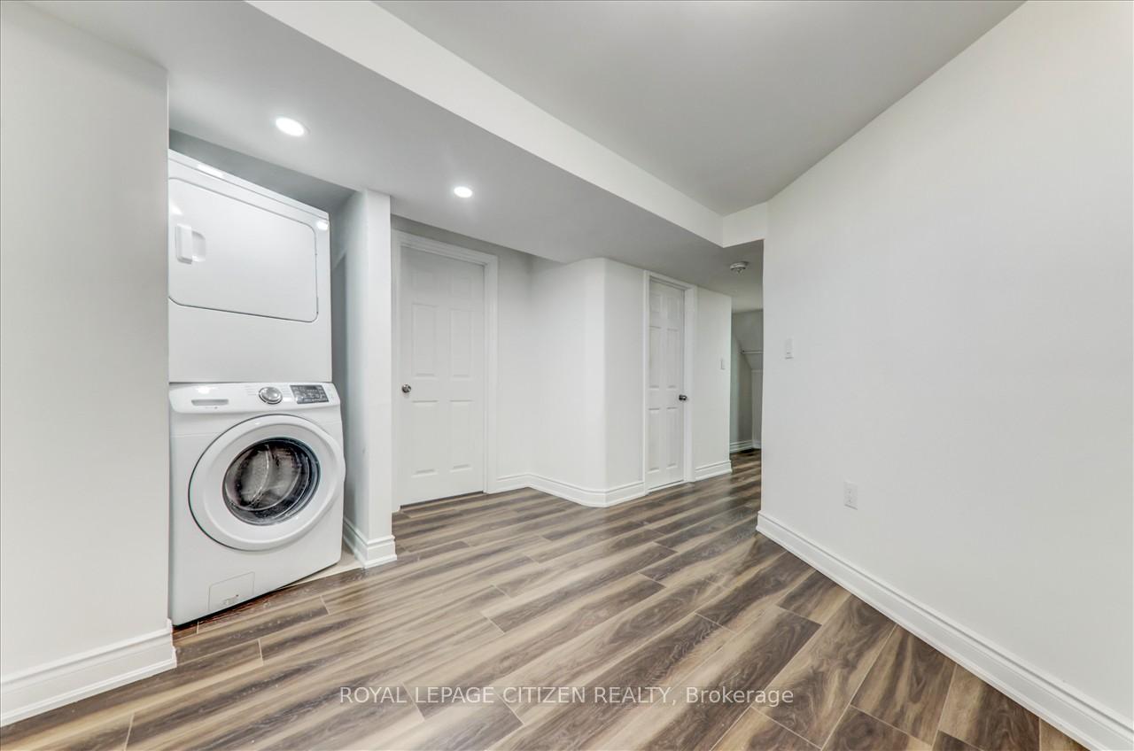 Photo 33 of 304 Van Dusen Avenue, Southgate — HOMEH