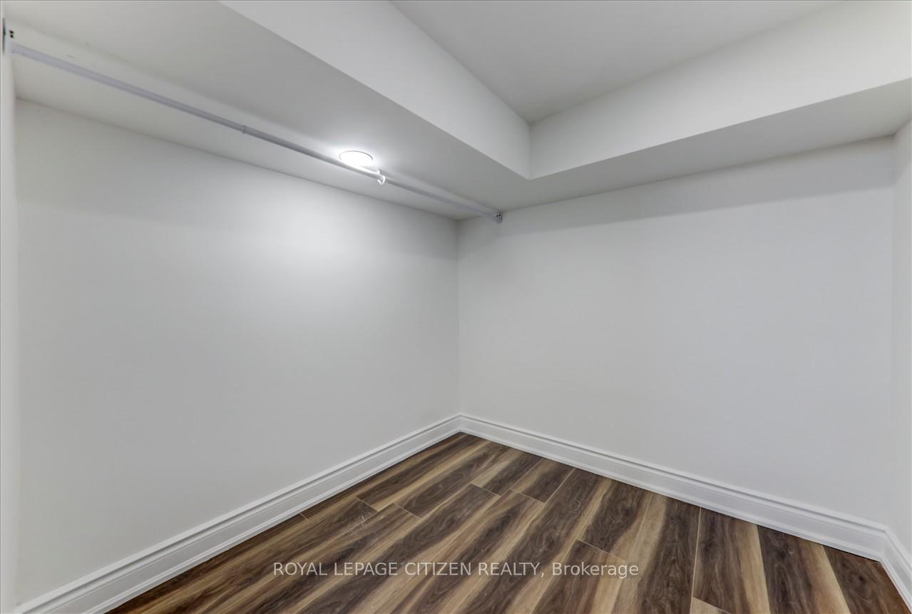 Photo 36 of 304 Van Dusen Avenue, Southgate — HOMEH