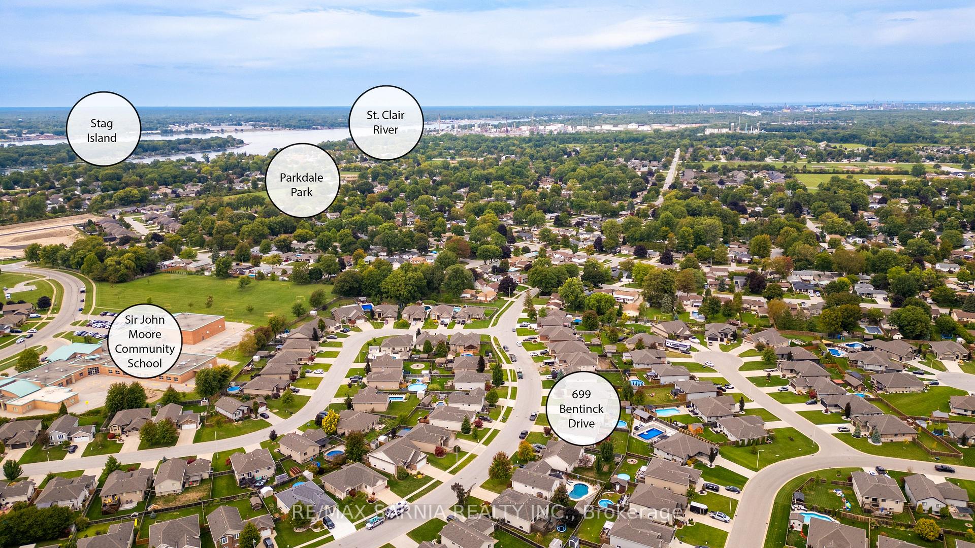 Photo 47 of 699 Bentinck Drive, St. Clair — HOMEH