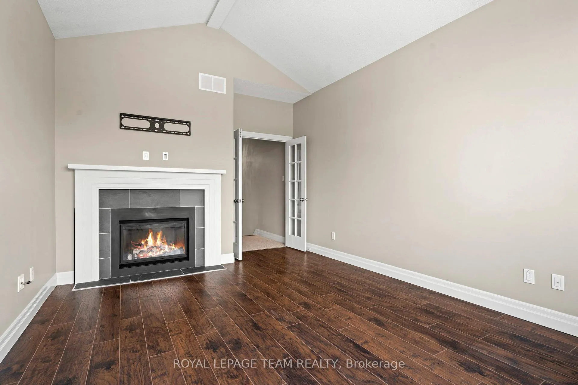 Photo 15 of 165 Woodhurst Crescent, Ottawa, Stittsville (South) — HOMEH