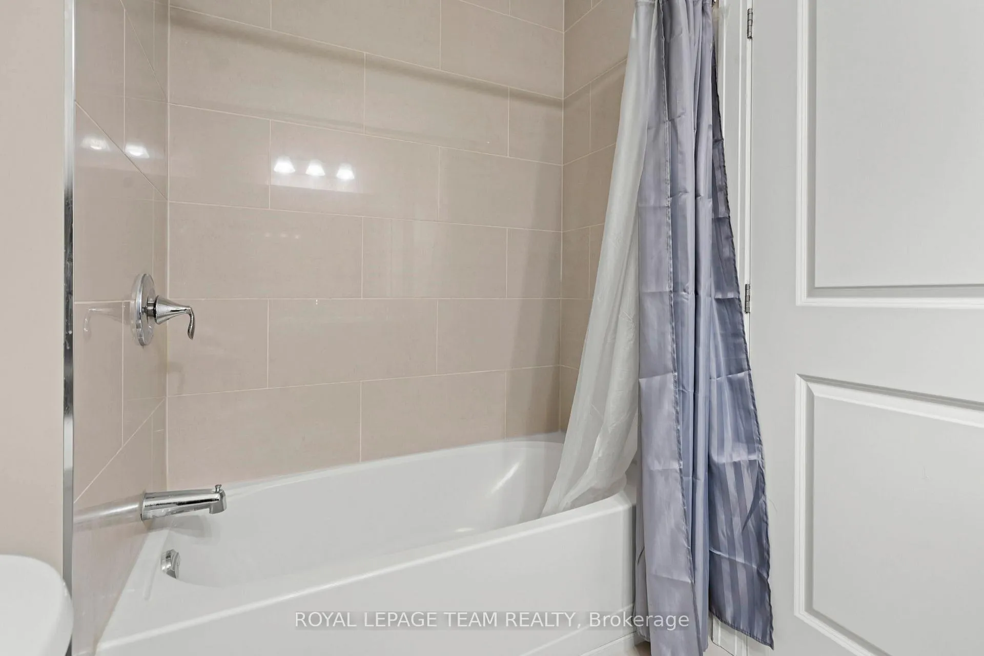 Photo 29 of 165 Woodhurst Crescent, Ottawa, Stittsville (South) — HOMEH