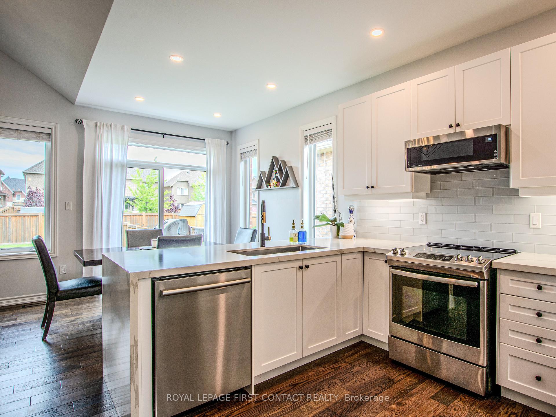 Photo 5 of 22 Oliver's Mill Road, Springwater, Centre Vespra — HOMEH