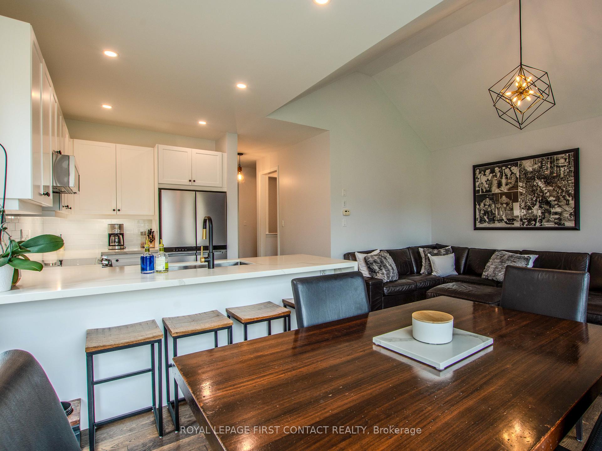 Photo 12 of 22 Oliver's Mill Road, Springwater, Centre Vespra — HOMEH
