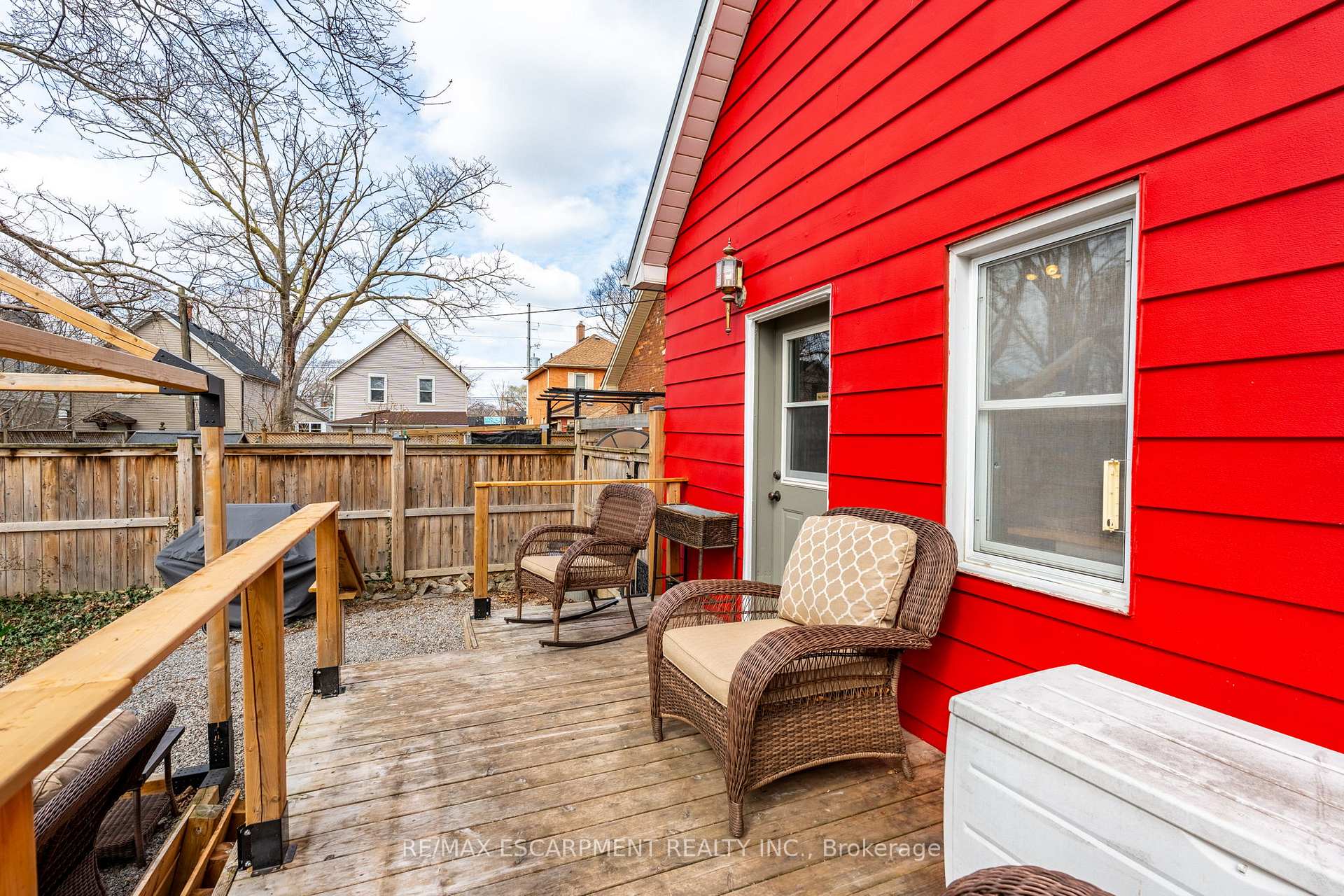 Photo 24 of 144 Dufferin Street E, St. Catharines, Downtown — HOMEH