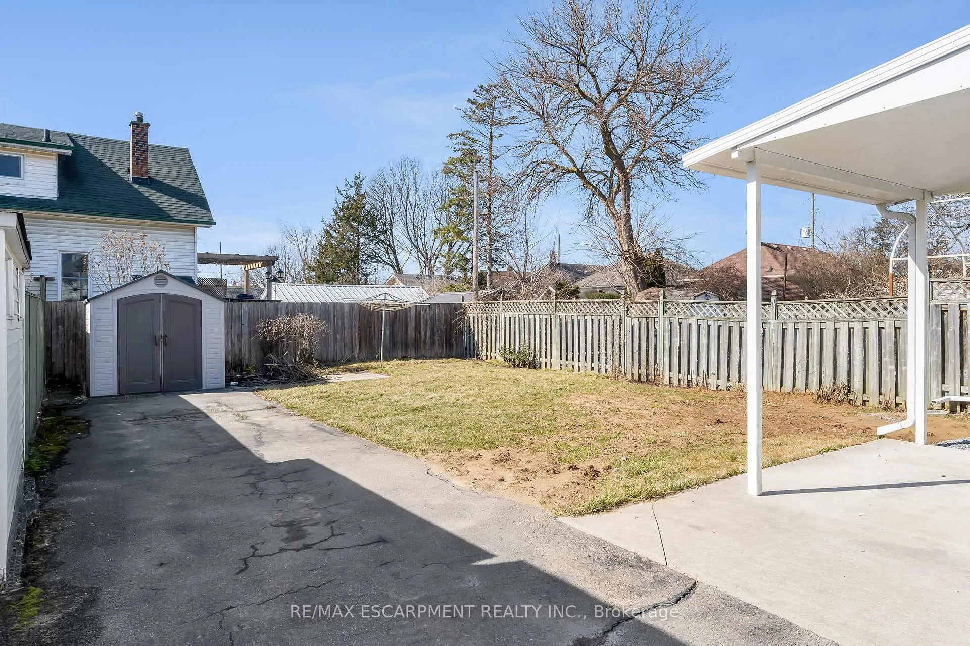 Photo 2 of Unit 2, 229 Geneva Street, St. Catharines, Downtown — HOMEH