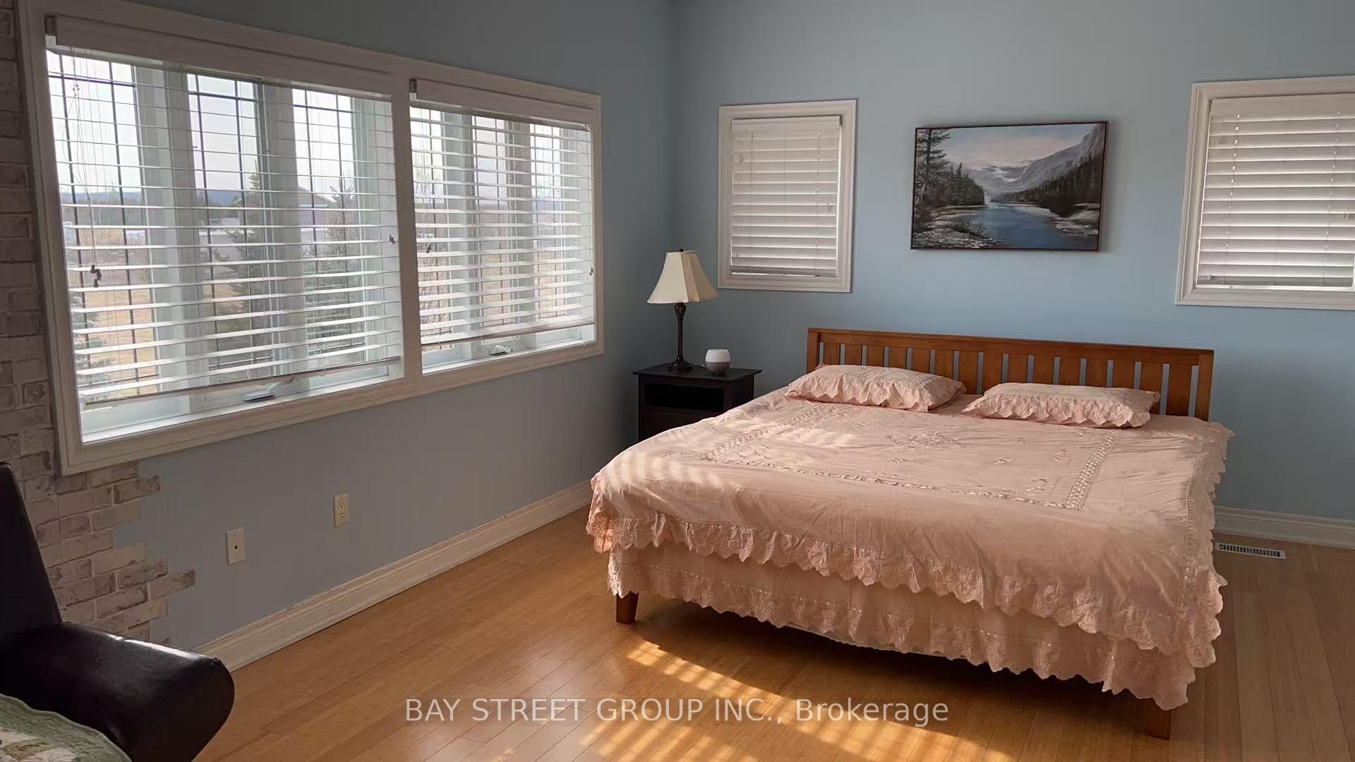 Photo 7 of Unit Unit A, 1310 St. Paul Street, St. Catharines, Rural Eighth — HOMEH