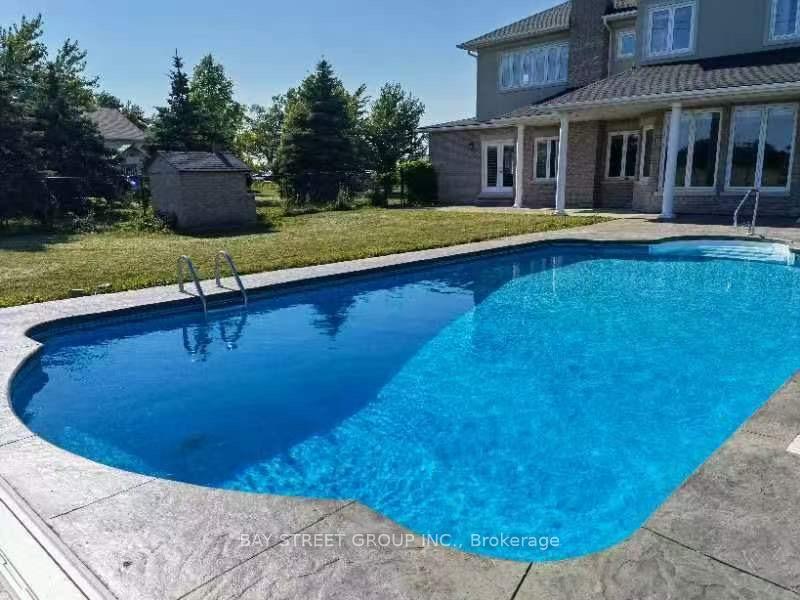 Photo 14 of Unit Unit A, 1310 St. Paul Street, St. Catharines, Rural Eighth — HOMEH