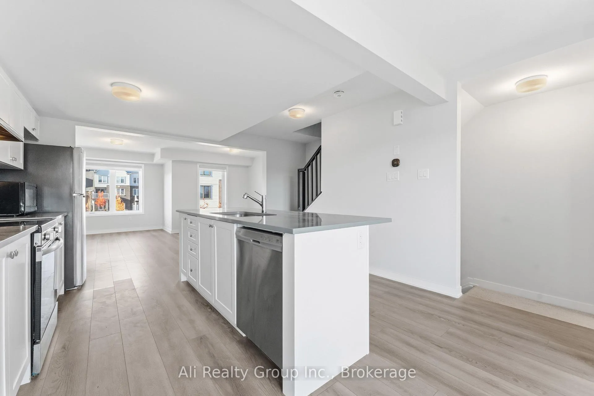 Photo 12 of 750 Kinstead Private, Ottawa, Stittsville (North) — HOMEH