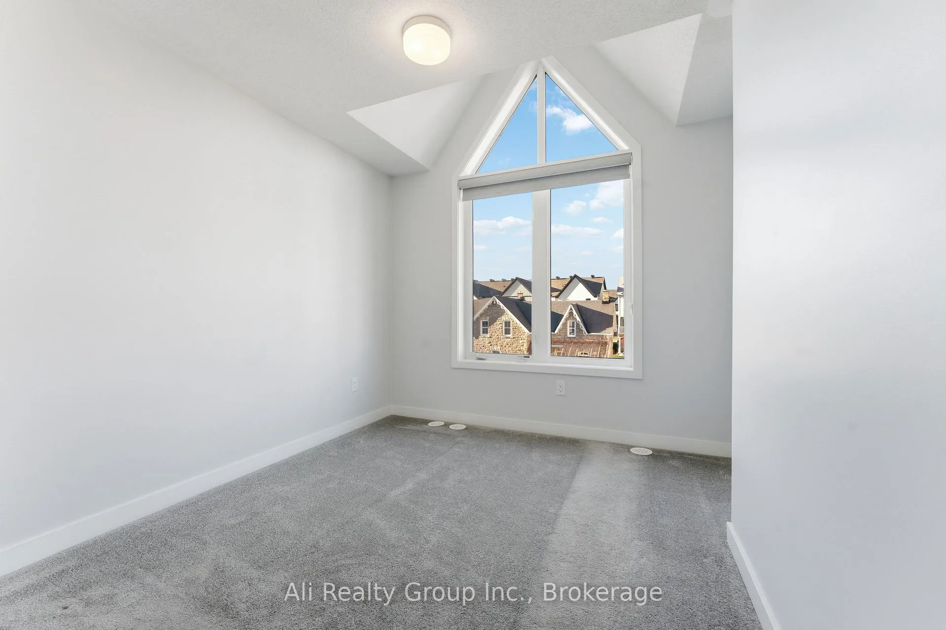 Photo 30 of 750 Kinstead Private, Ottawa, Stittsville (North) — HOMEH