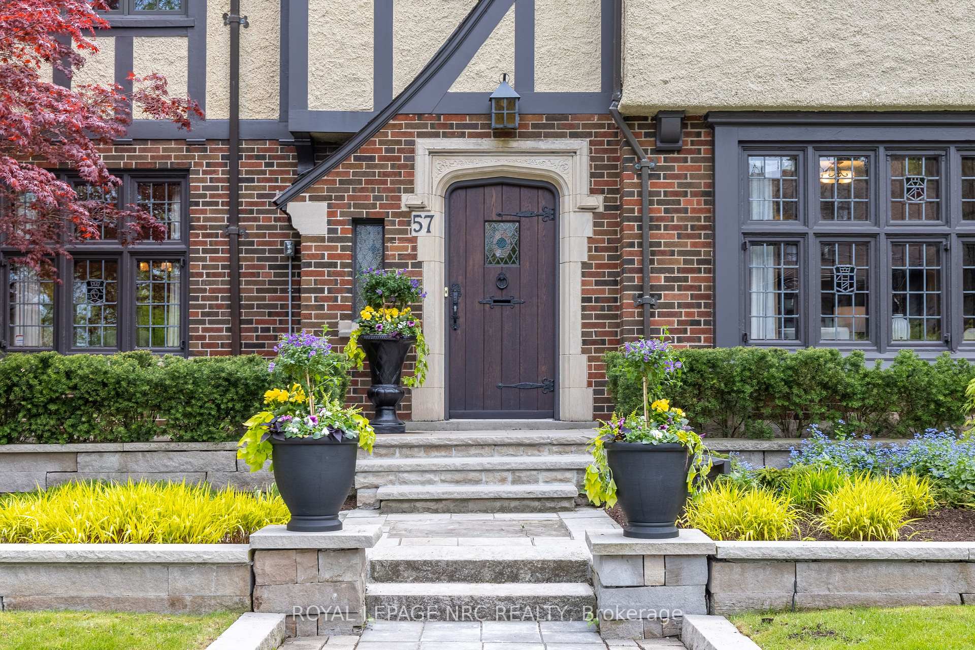 Photo 2 of 57 Hillcrest Avenue, St. Catharines, Old Glenridge — HOMEH