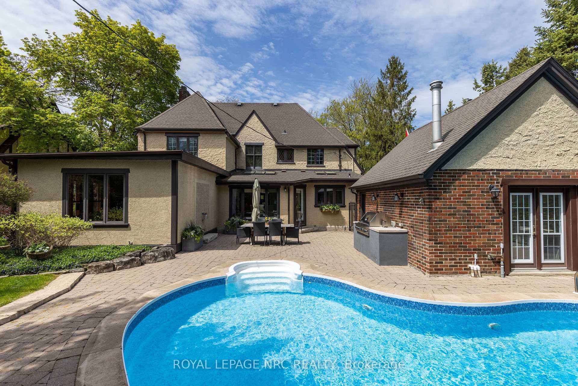 Photo 6 of 57 Hillcrest Avenue, St. Catharines, Old Glenridge — HOMEH