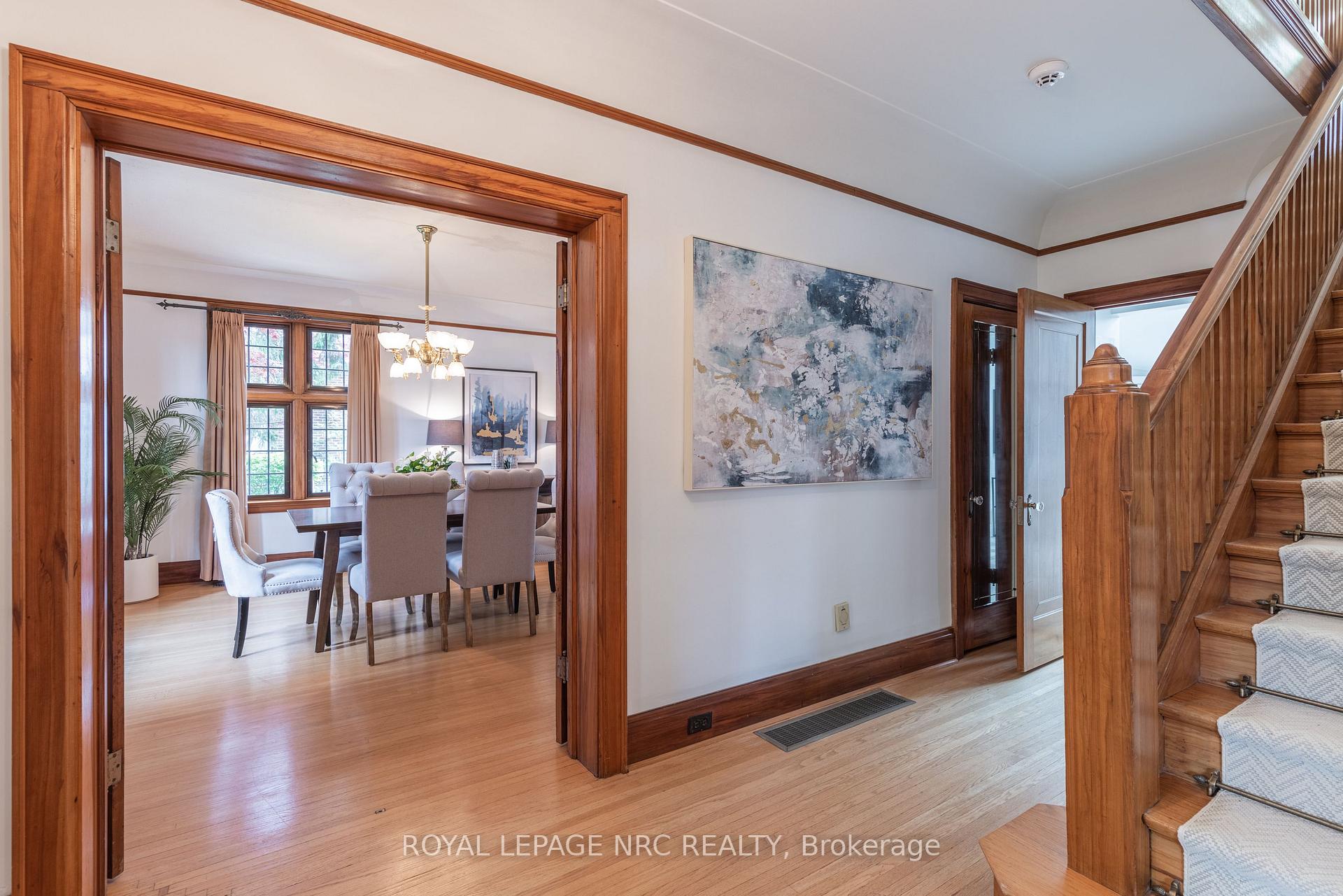 Photo 9 of 57 Hillcrest Avenue, St. Catharines, Old Glenridge — HOMEH