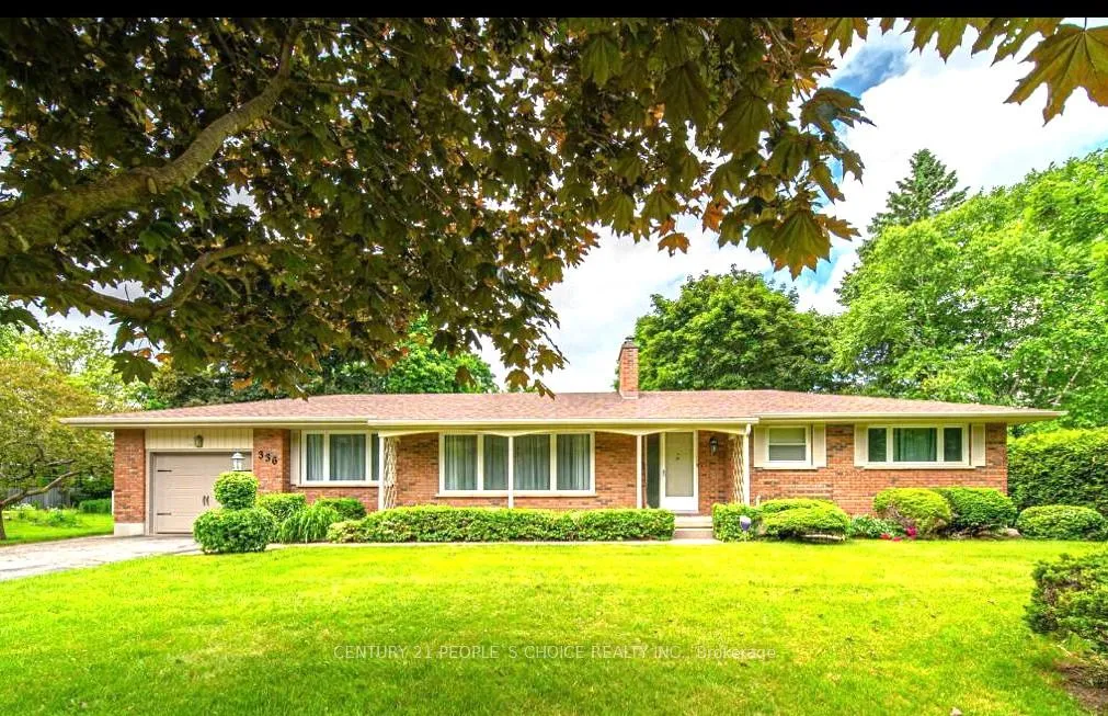 Front of 336 Conlin Road E