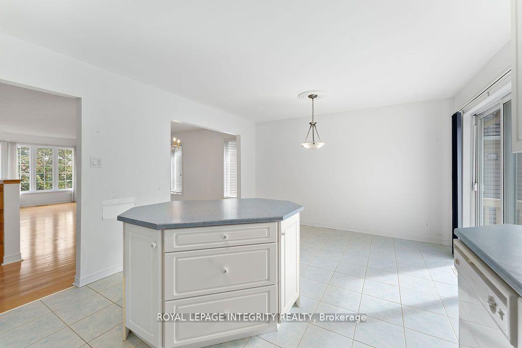Photo 18 of 81 Lloydalex Crescent, Ottawa, Stittsville (North) — HOMEH