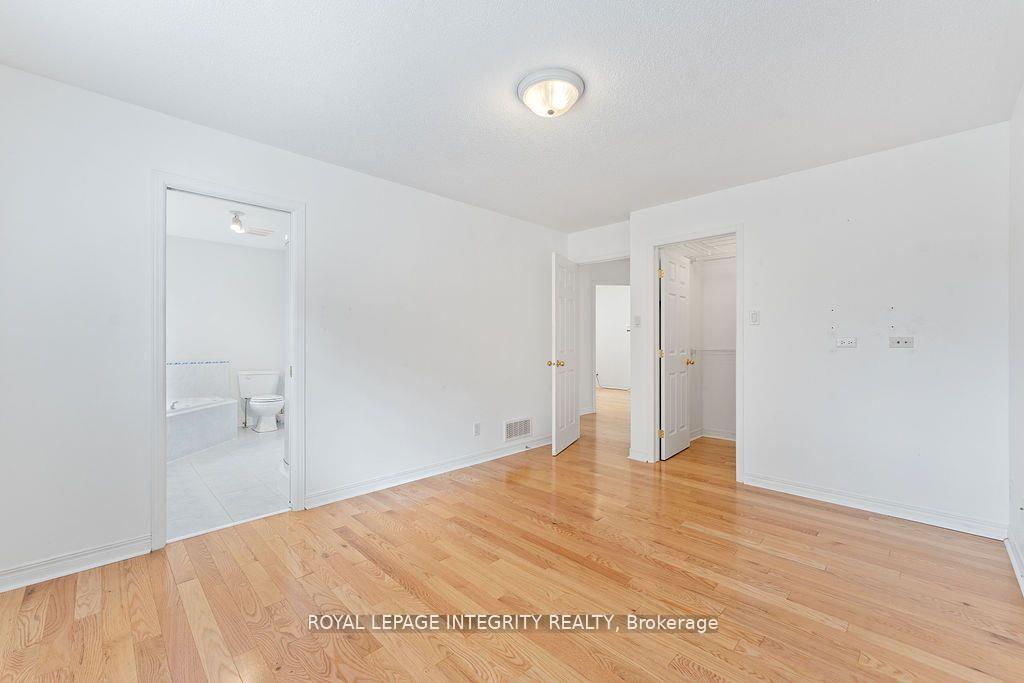 Photo 20 of 81 Lloydalex Crescent, Ottawa, Stittsville (North) — HOMEH