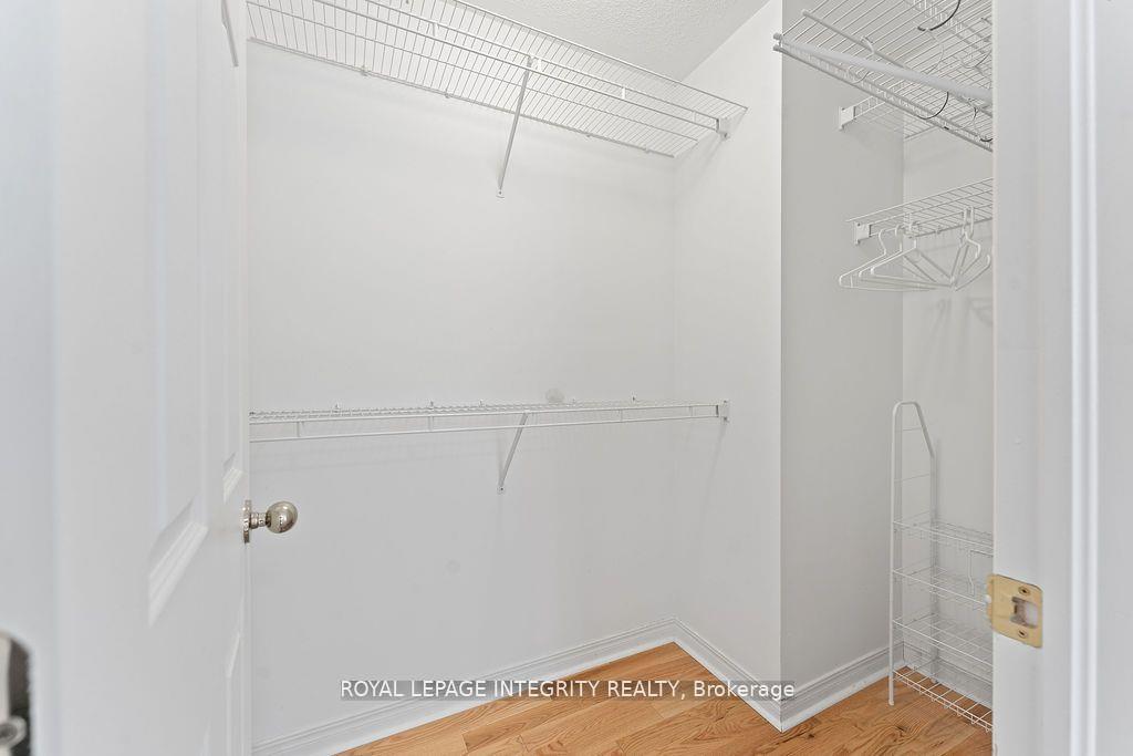 Photo 23 of 81 Lloydalex Crescent, Ottawa, Stittsville (North) — HOMEH