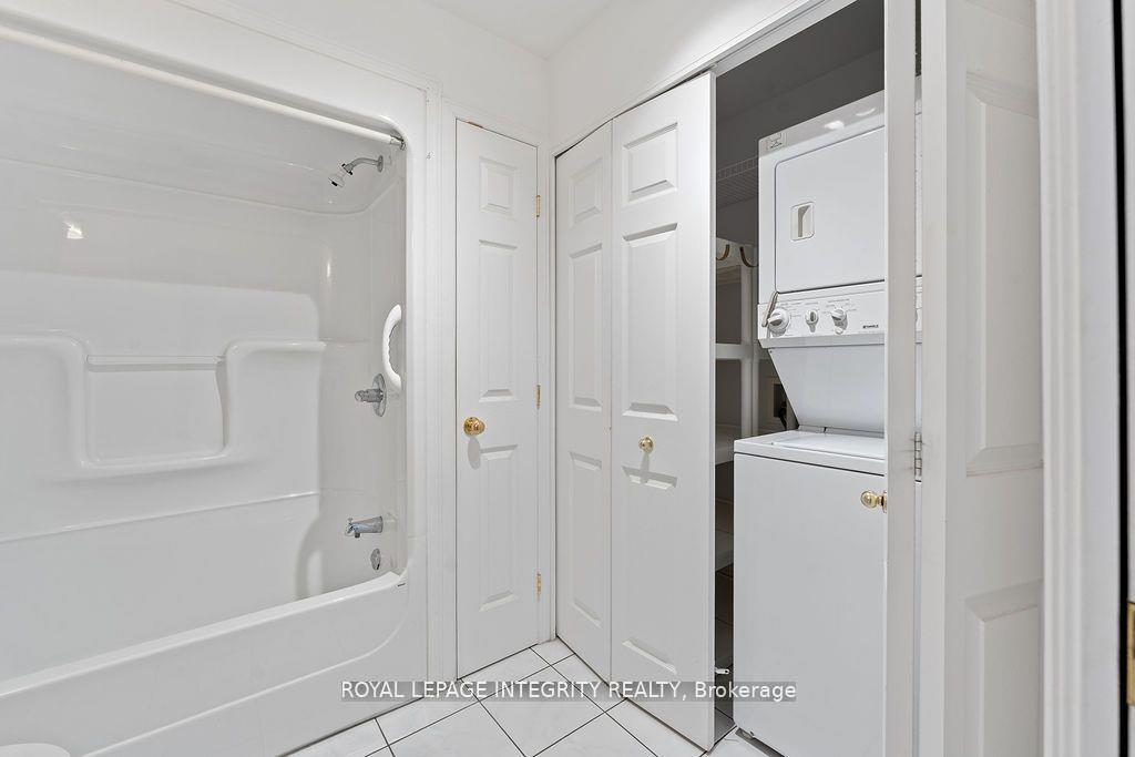 Photo 29 of 81 Lloydalex Crescent, Ottawa, Stittsville (North) — HOMEH