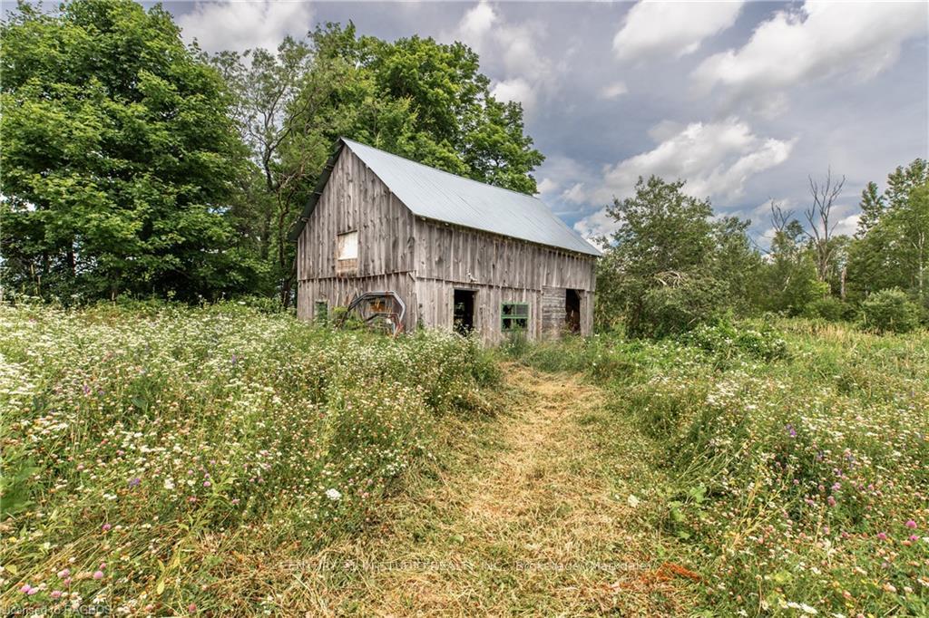 Photo 36 of 712305 Southgate Sideroad 71, Southgate — HOMEH
