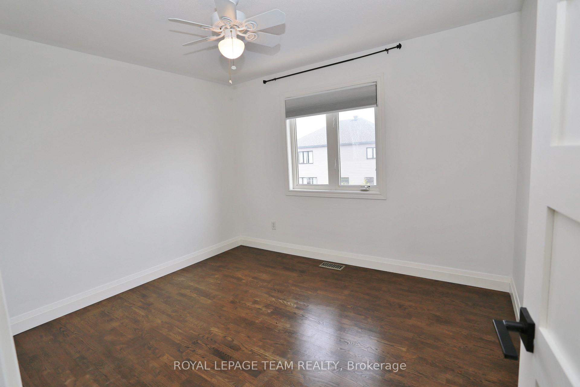 Photo 15 of 78 Friendly Crescent, Ottawa, Stittsville (South) — HOMEH