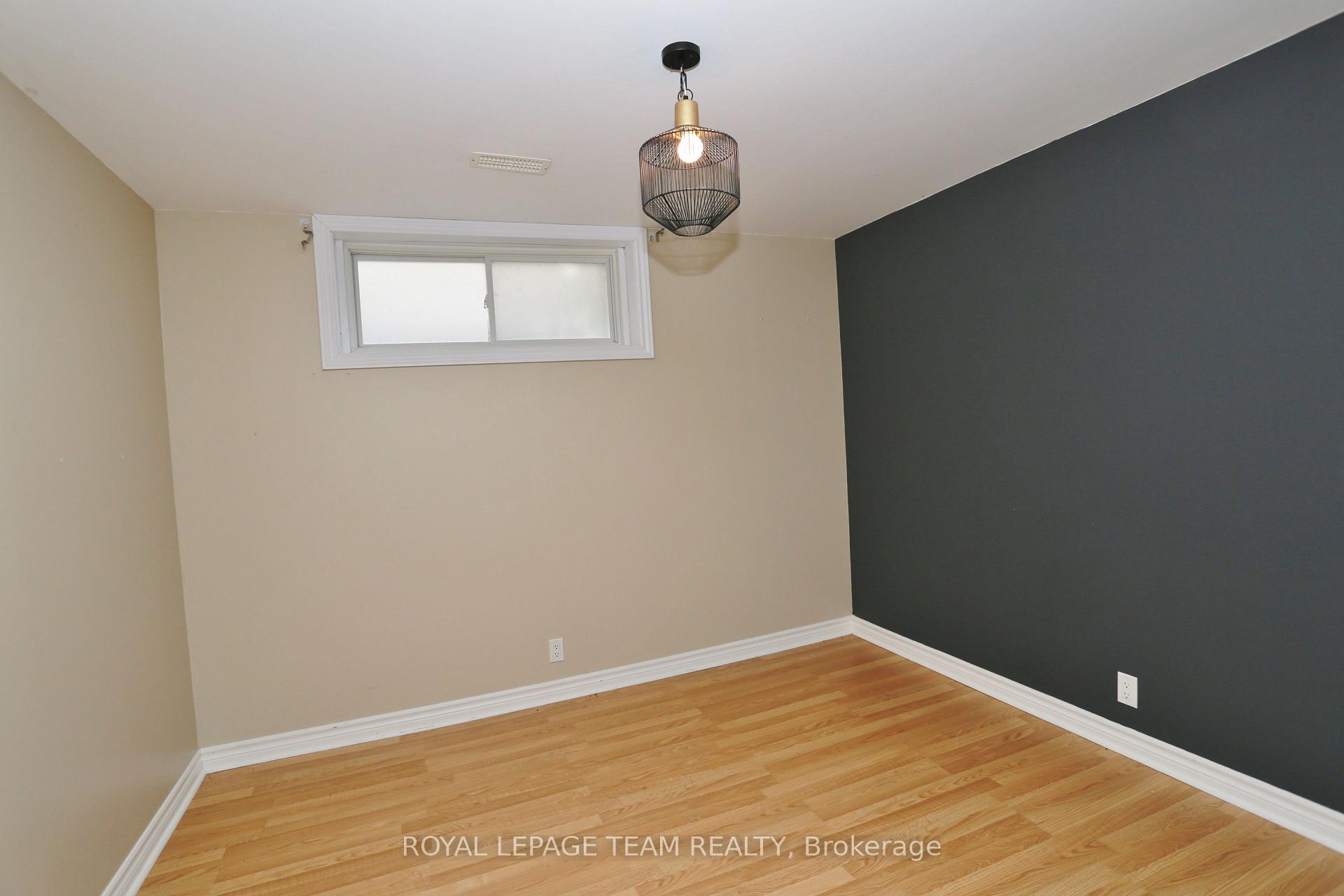 Photo 17 of 78 Friendly Crescent, Ottawa, Stittsville (South) — HOMEH