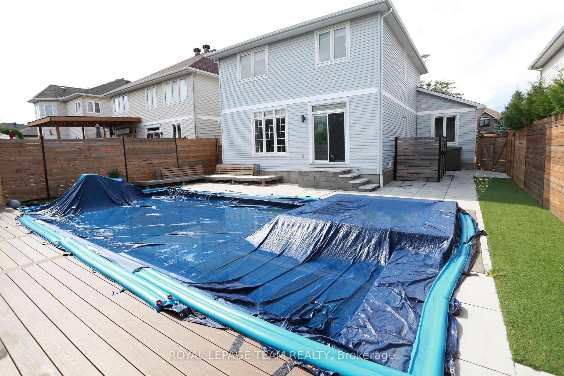 Photo 19 of 78 Friendly Crescent, Ottawa, Stittsville (South) — HOMEH