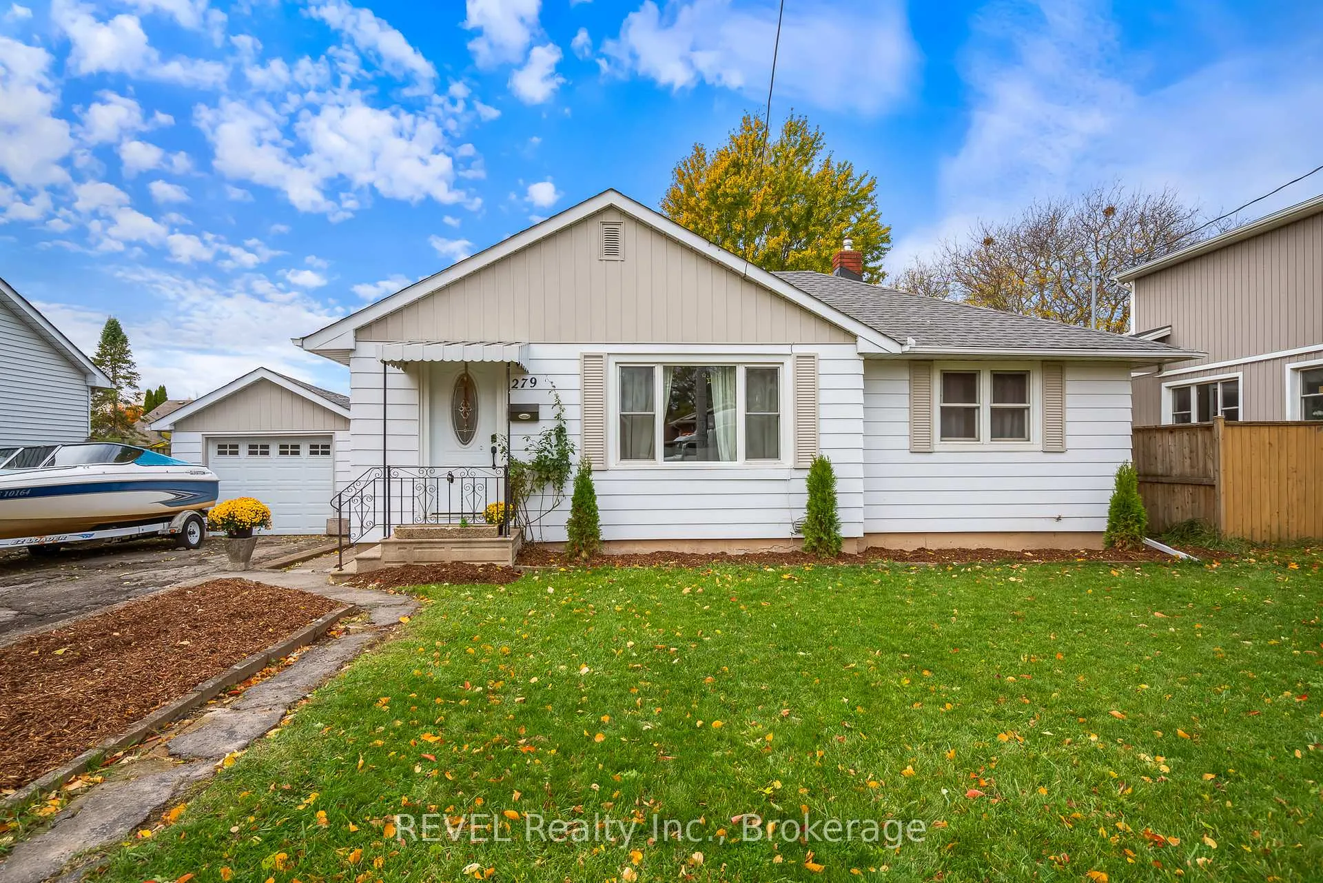 Photo 2 of 279 Vansickle Road, St. Catharines, Rykert/Vansickle — HOMEH