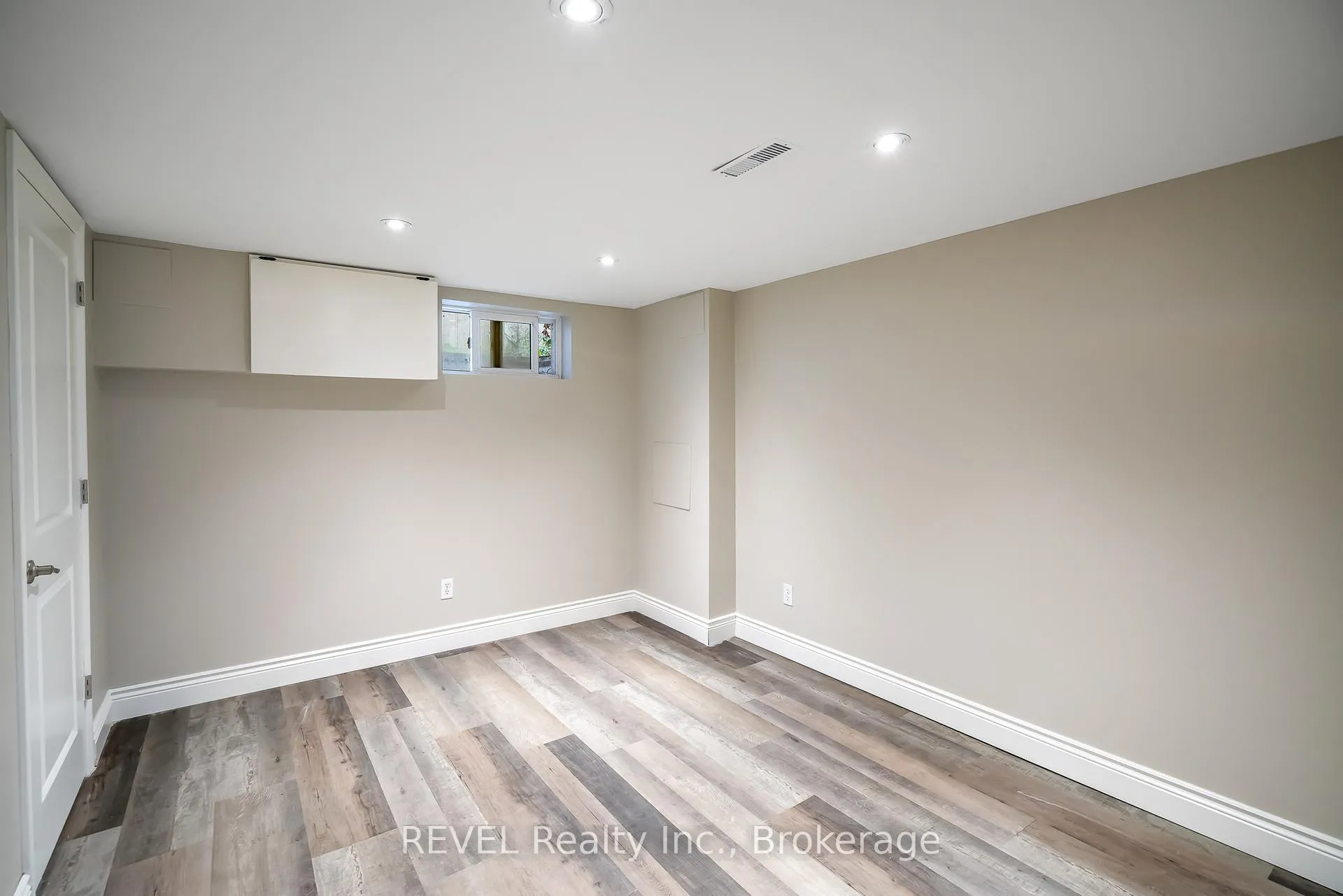 Photo 13 of 279 Vansickle Road, St. Catharines, Rykert/Vansickle — HOMEH