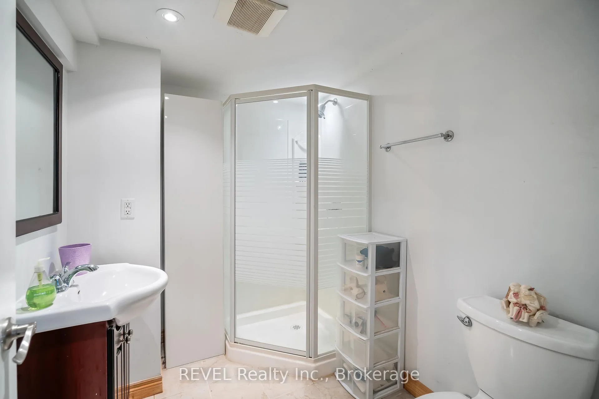 Photo 14 of 279 Vansickle Road, St. Catharines, Rykert/Vansickle — HOMEH