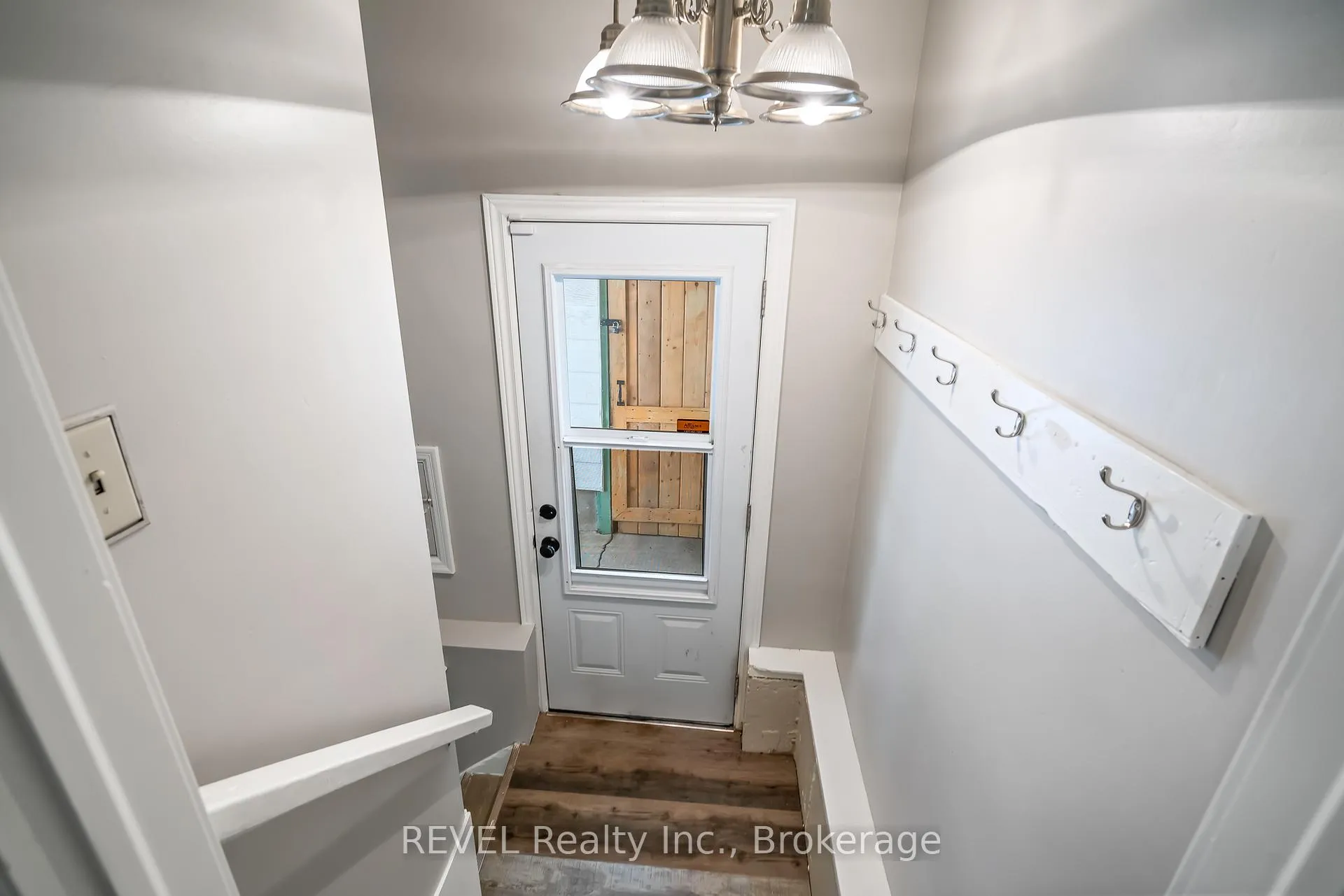 Photo 31 of 279 Vansickle Road, St. Catharines, Rykert/Vansickle — HOMEH