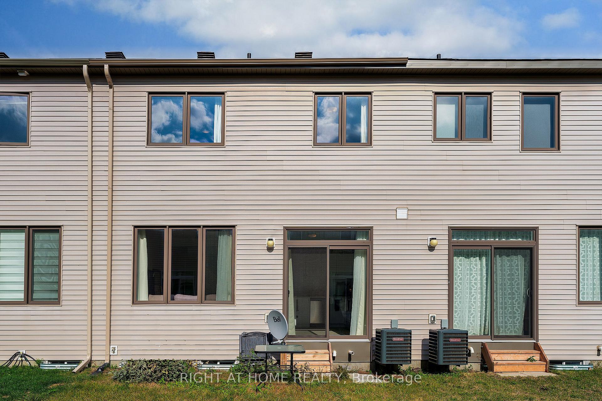 Photo 29 of 715 Derreen Avenue, Ottawa, Stittsville (North) — HOMEH
