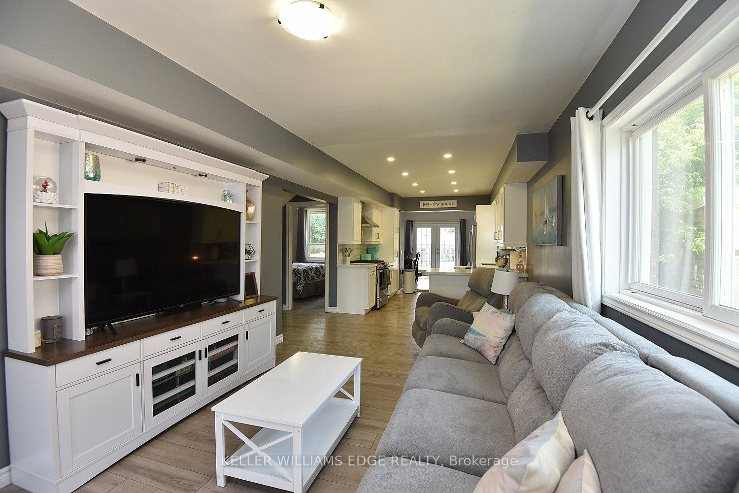 Photo 3 of 97 Page Street, St. Catharines, E. Chester — HOMEH