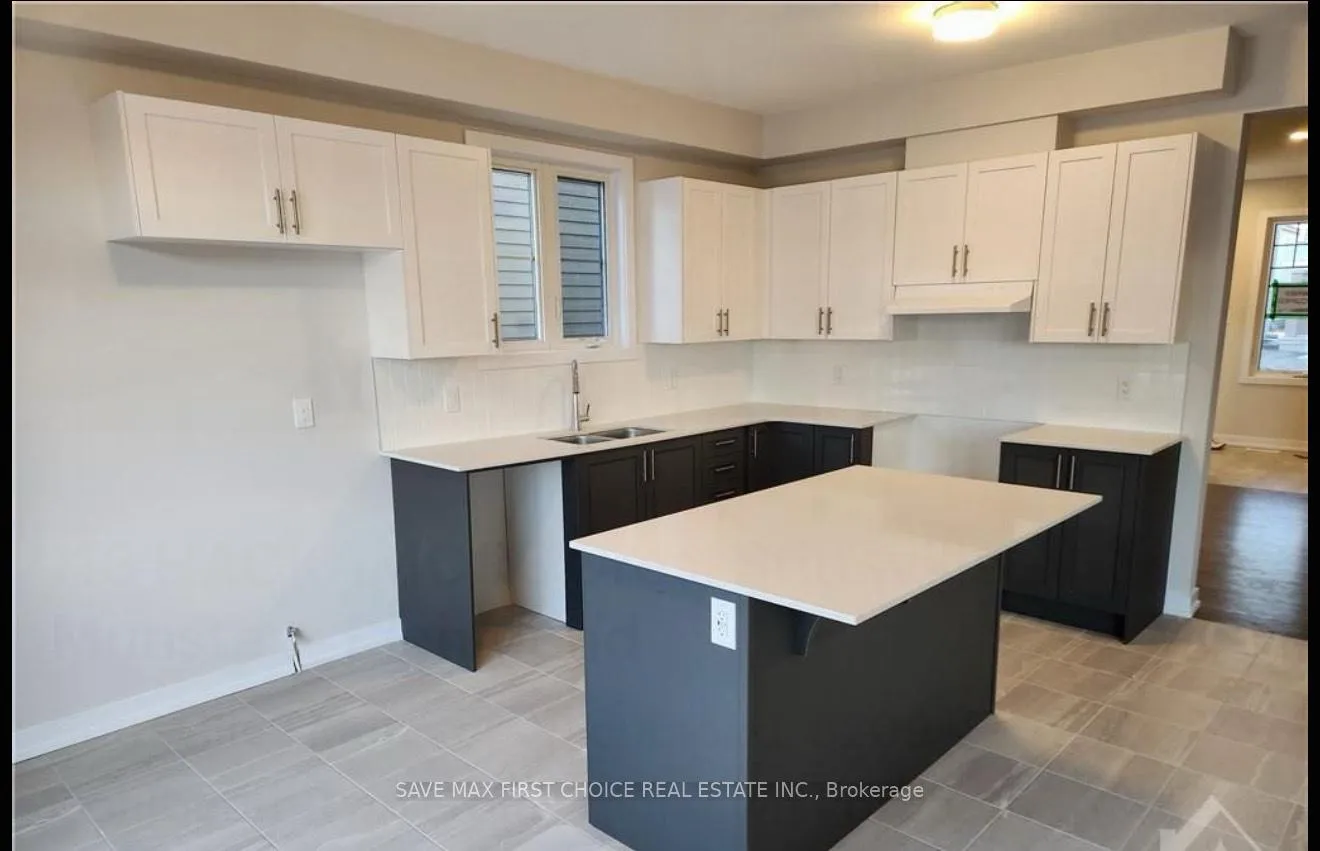 Photo 10 of 113 Hackamore Crescent, Ottawa, Goulbourn Twp From Franktown Rd/South To Rideau — HOMEH