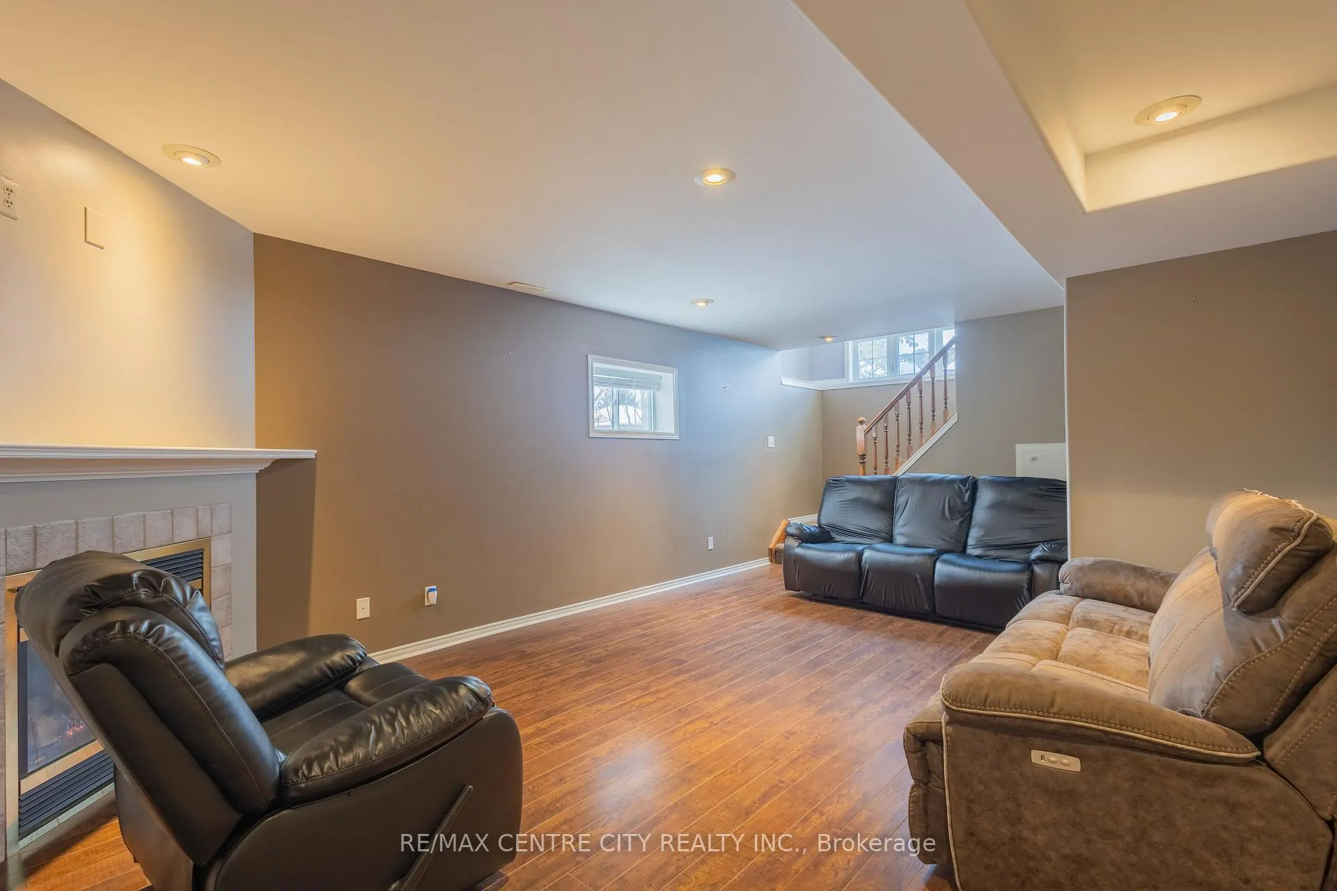 Photo 12 of 41619 Major Line, St. Thomas — HOMEH