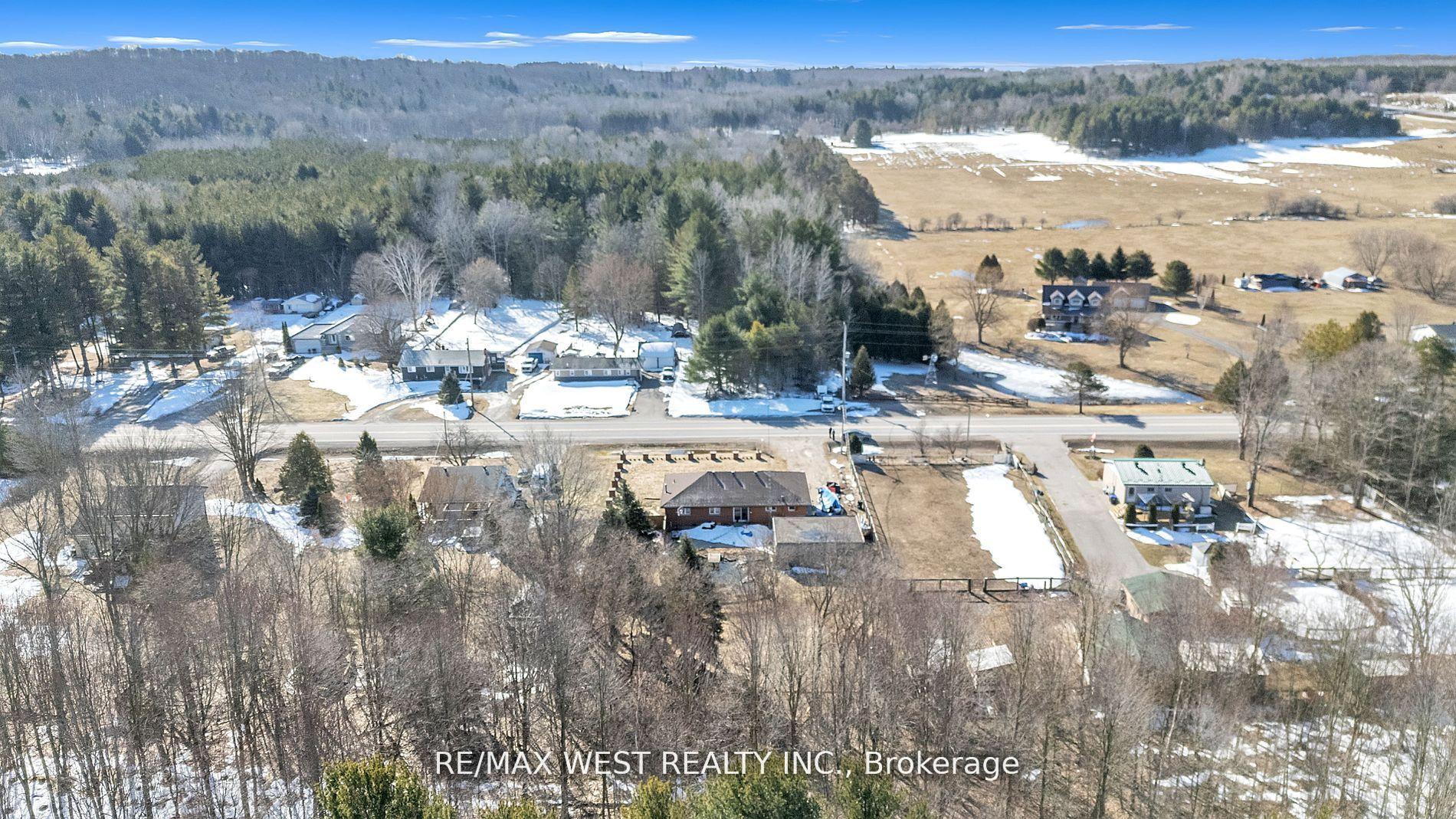Photo 11 of 6098 Vasey Road, Springwater, Elmvale — HOMEH