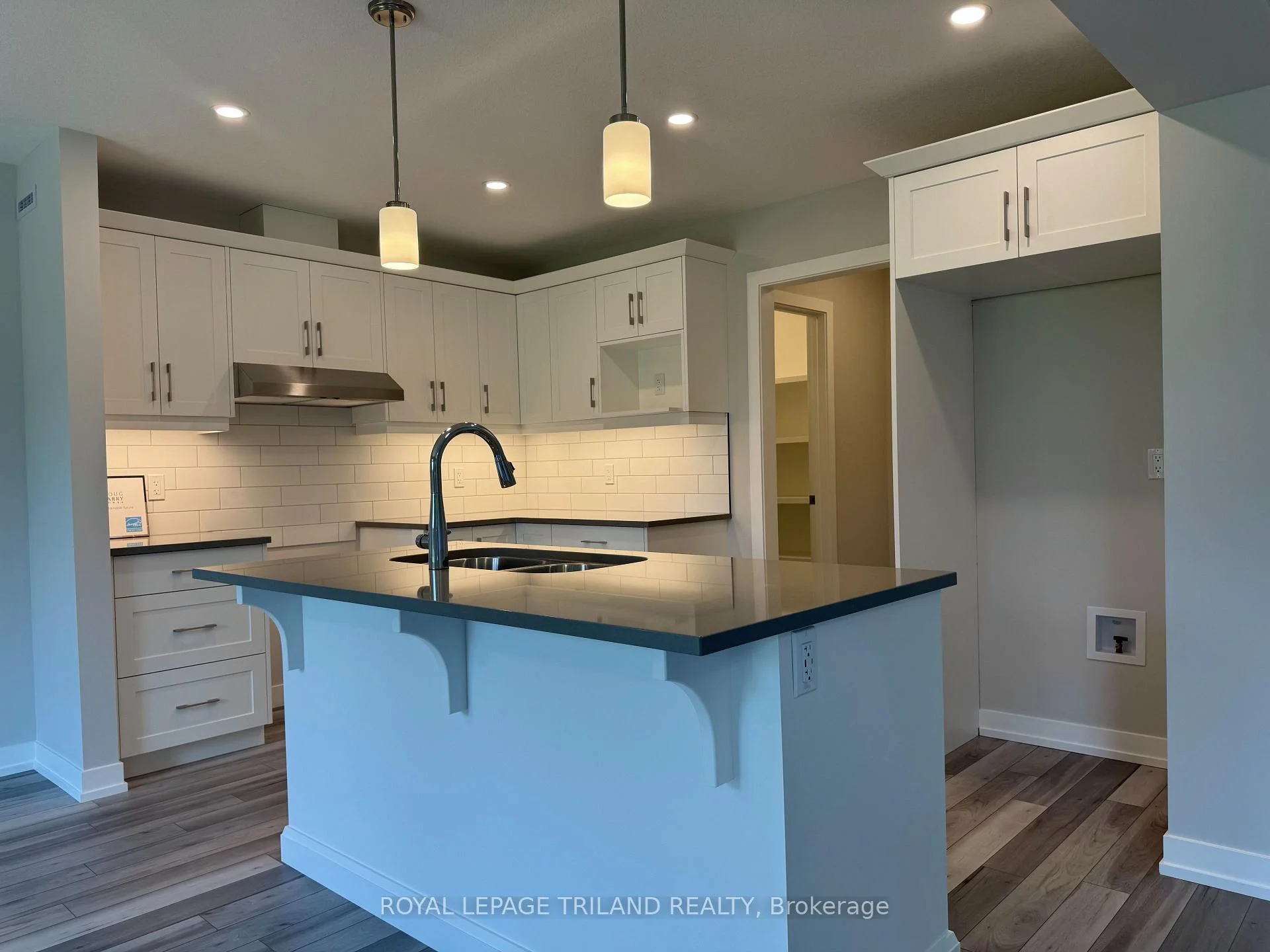 Photo 7 of 111 Styles Drive, St. Thomas — HOMEH