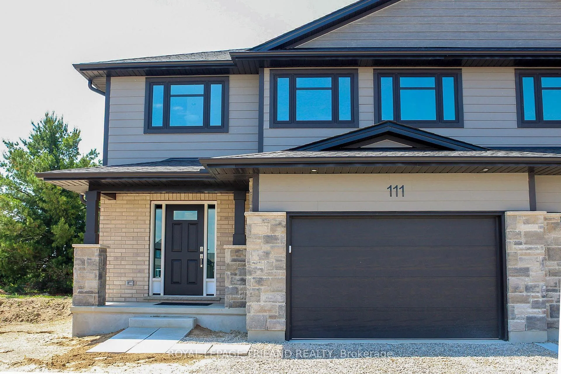 Photo 10 of 111 Styles Drive, St. Thomas — HOMEH