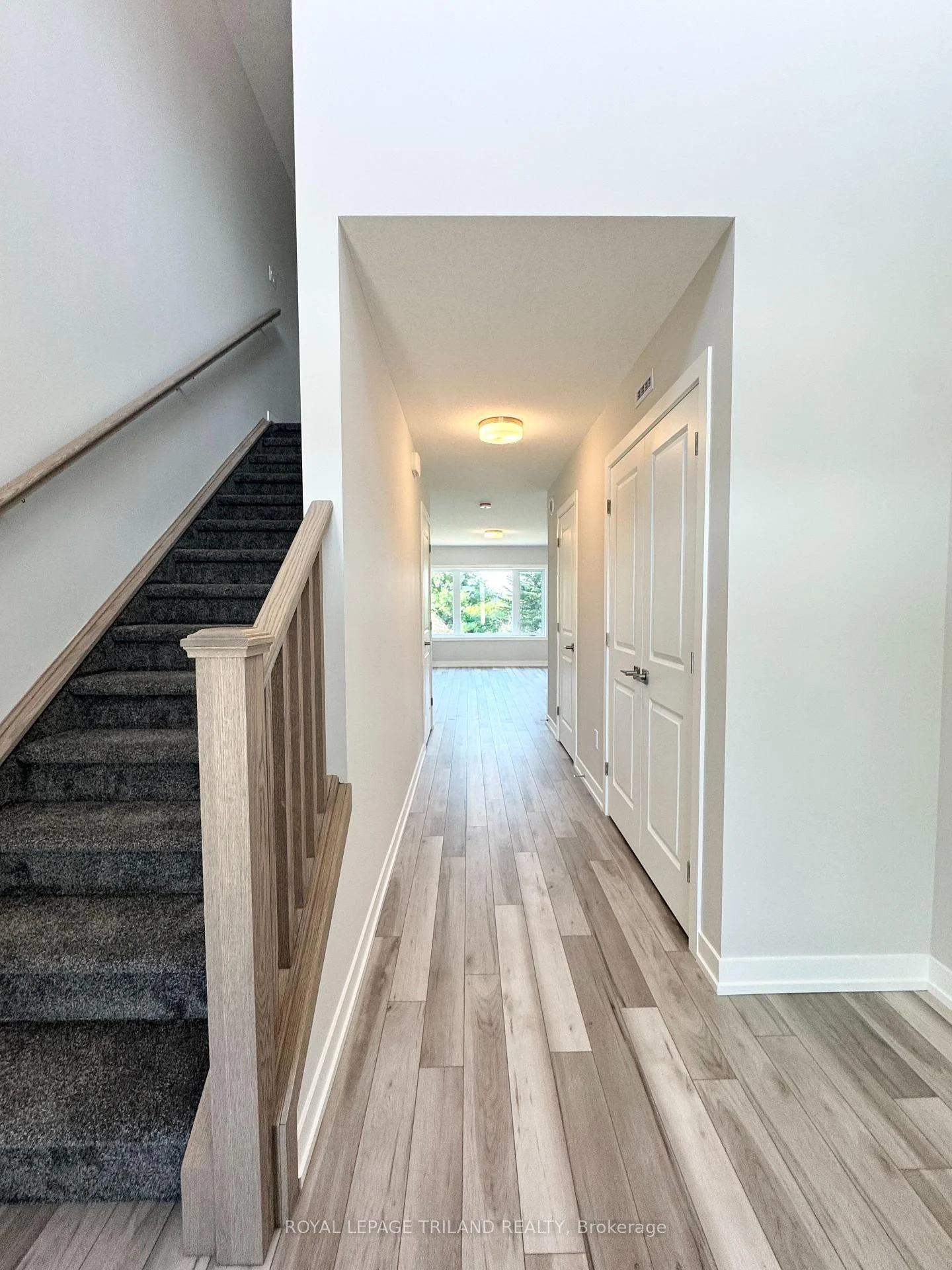 Photo 13 of 111 Styles Drive, St. Thomas — HOMEH