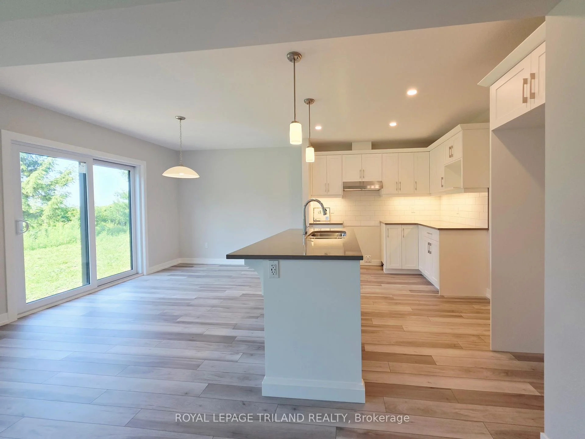 Photo 16 of 111 Styles Drive, St. Thomas — HOMEH